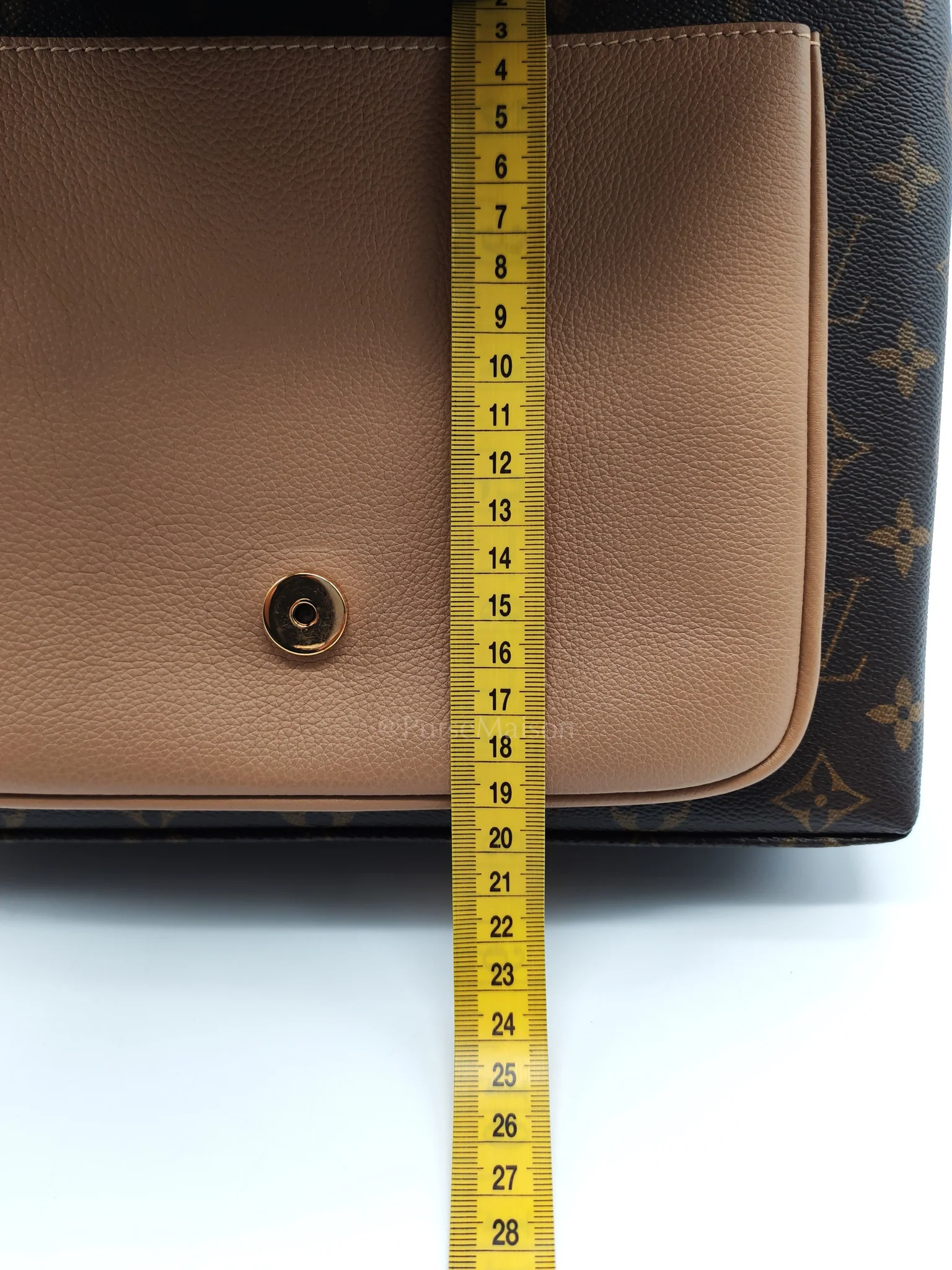 Louis Vuitton Marignan in Monogram Canvas with Tan Grained Calfskin Shoulder Bag (Date Code: AR2169) - Image 32