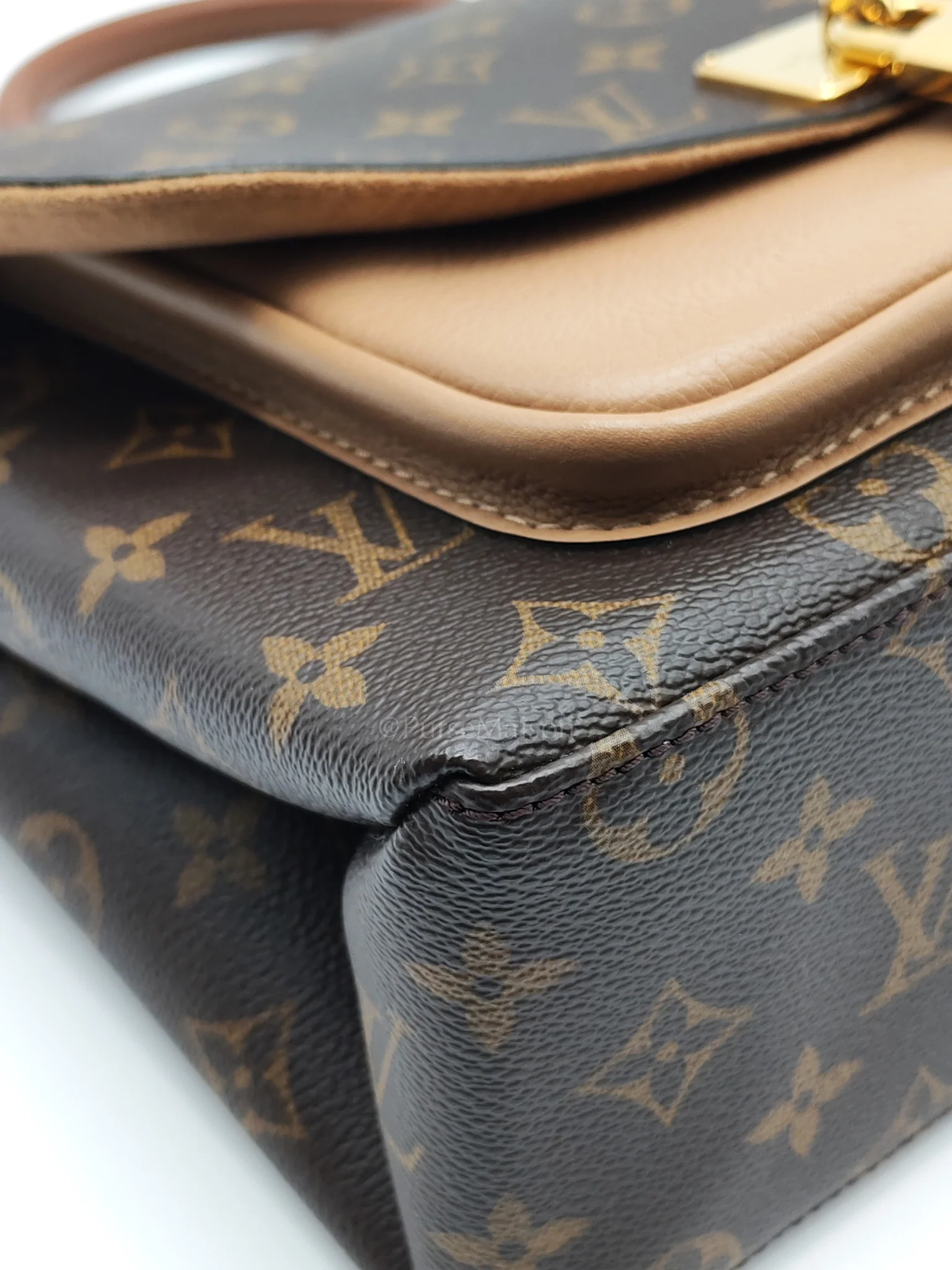 Louis Vuitton Marignan in Monogram Canvas with Tan Grained Calfskin Shoulder Bag (Date Code: AR2169) - Image 8