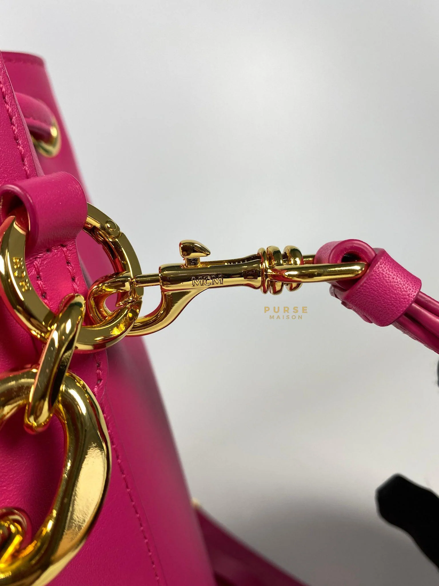 MCM MCM Mini Chain Drawstring Beetroot Pink Bag - Image 11