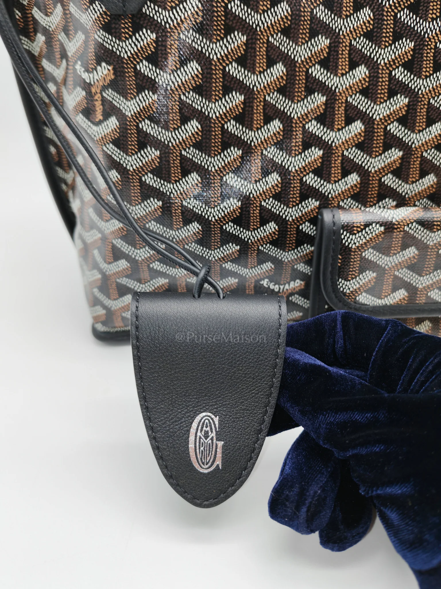 Goyard Mini Anjou in Black Goyardine Canvas with Croc Magnetic Clip - Image 12