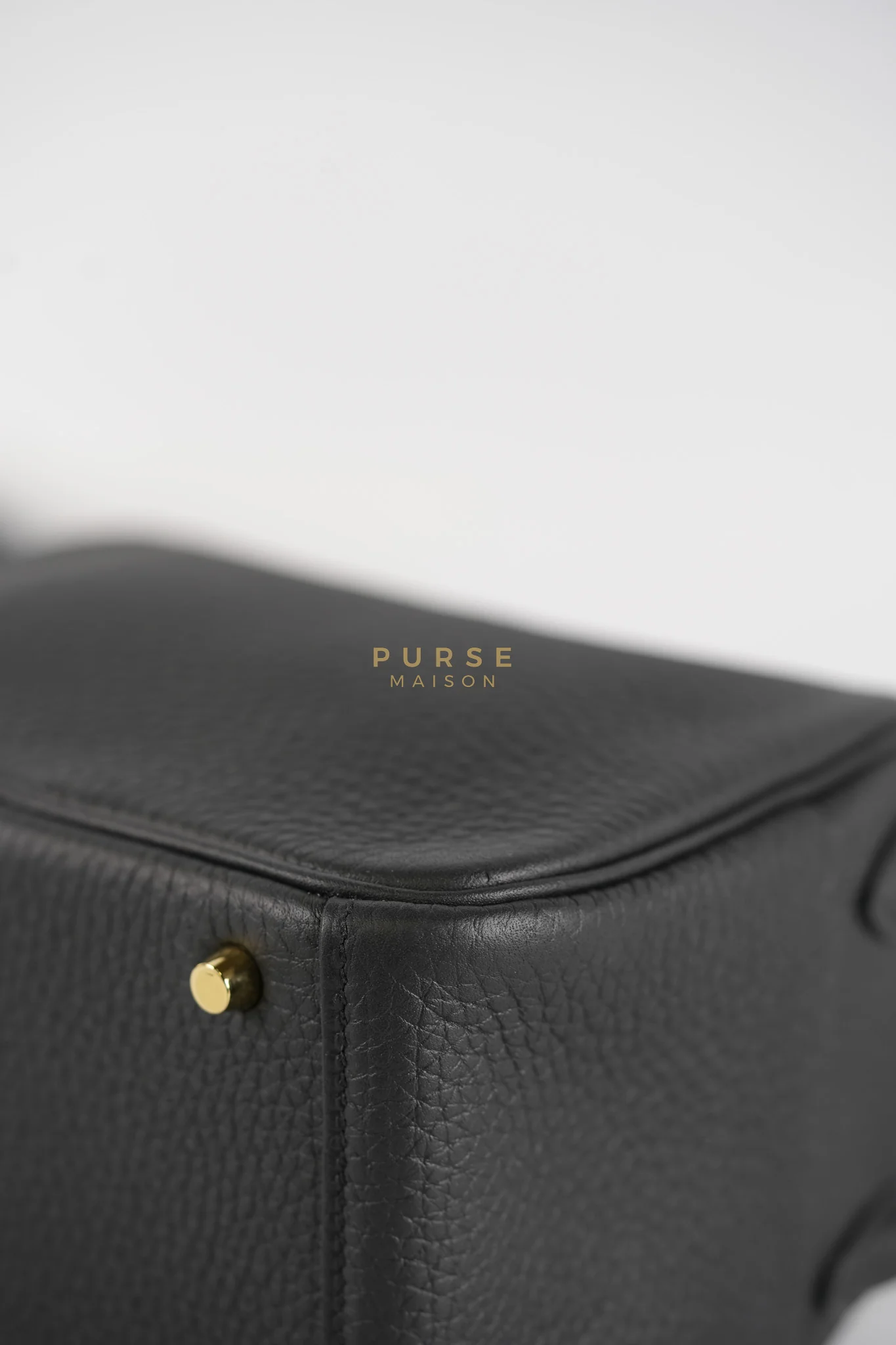 Hermes Mini Lindy Black in Togo Leather and Gold Hardware Stamp K (2025) - Image 10