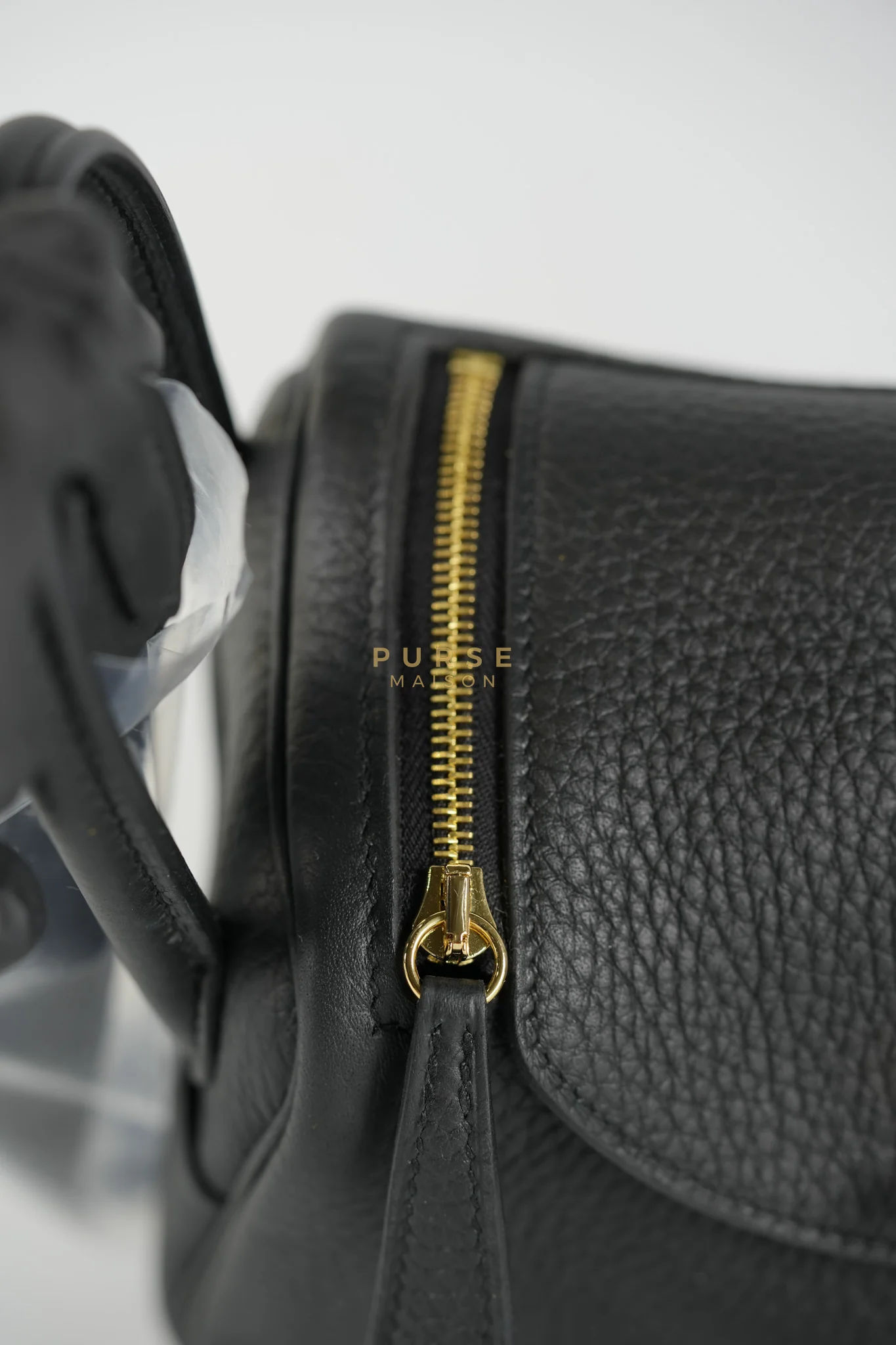 Hermes Mini Lindy Black in Togo Leather and Gold Hardware Stamp K (2025) - Image 12