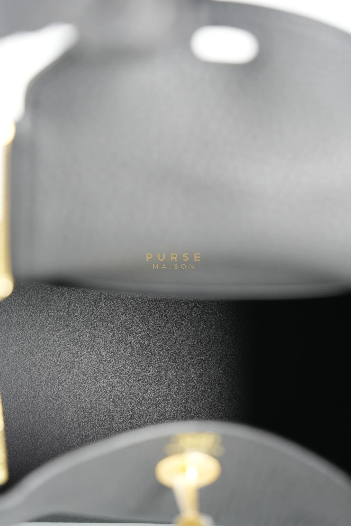 Hermes Mini Lindy Black in Togo Leather and Gold Hardware Stamp K (2025) - Image 23
