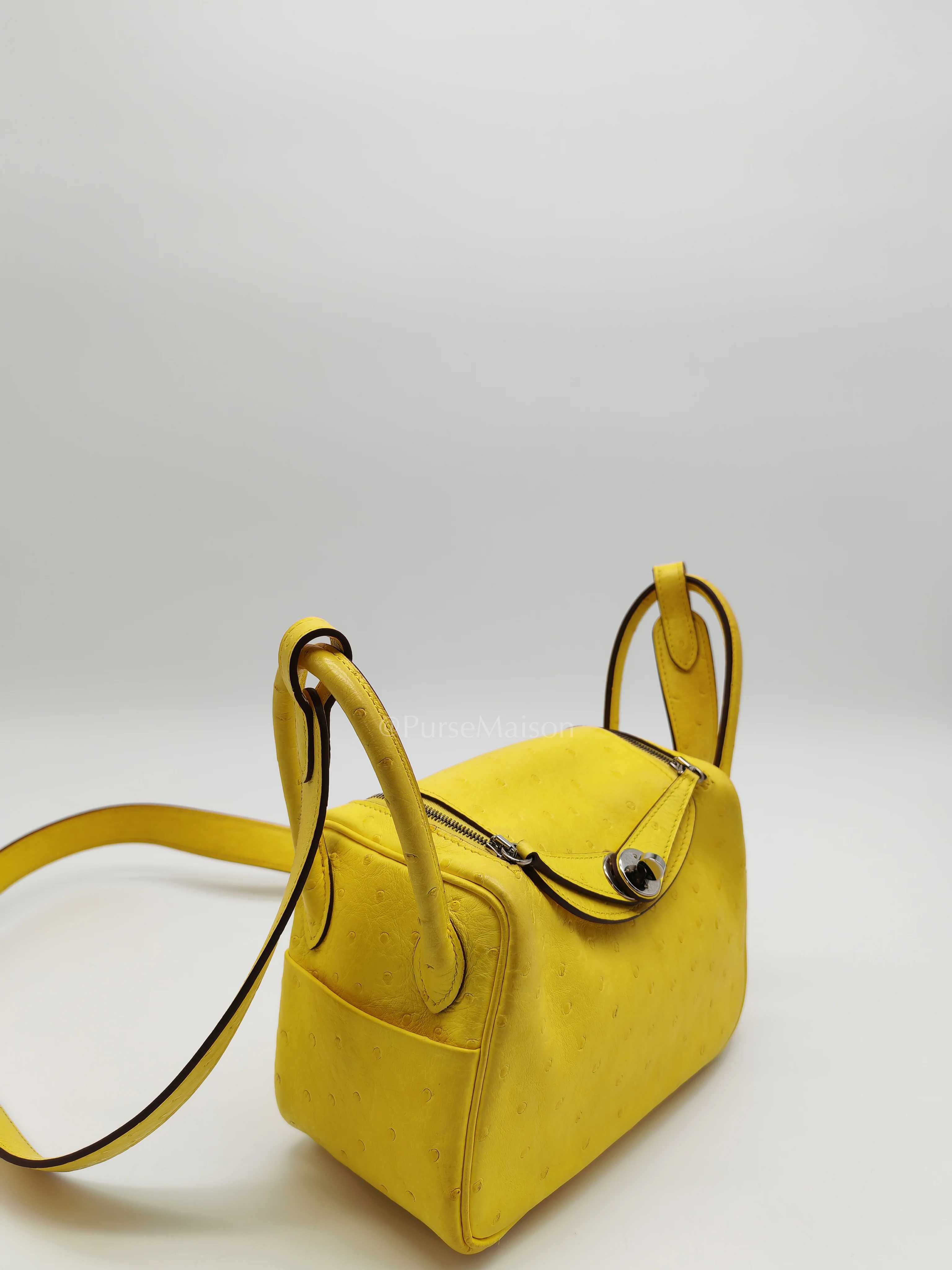 Hermes Mini Lindy in Joune Ostrich Leather & Palladium Hardware Stamp Y (2020) - Image 13