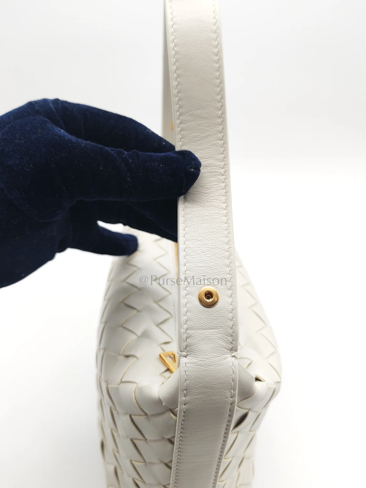 Bottega Veneta Wallace Hand Bag in Off White Nappa Intrecciato Leather - Image 20