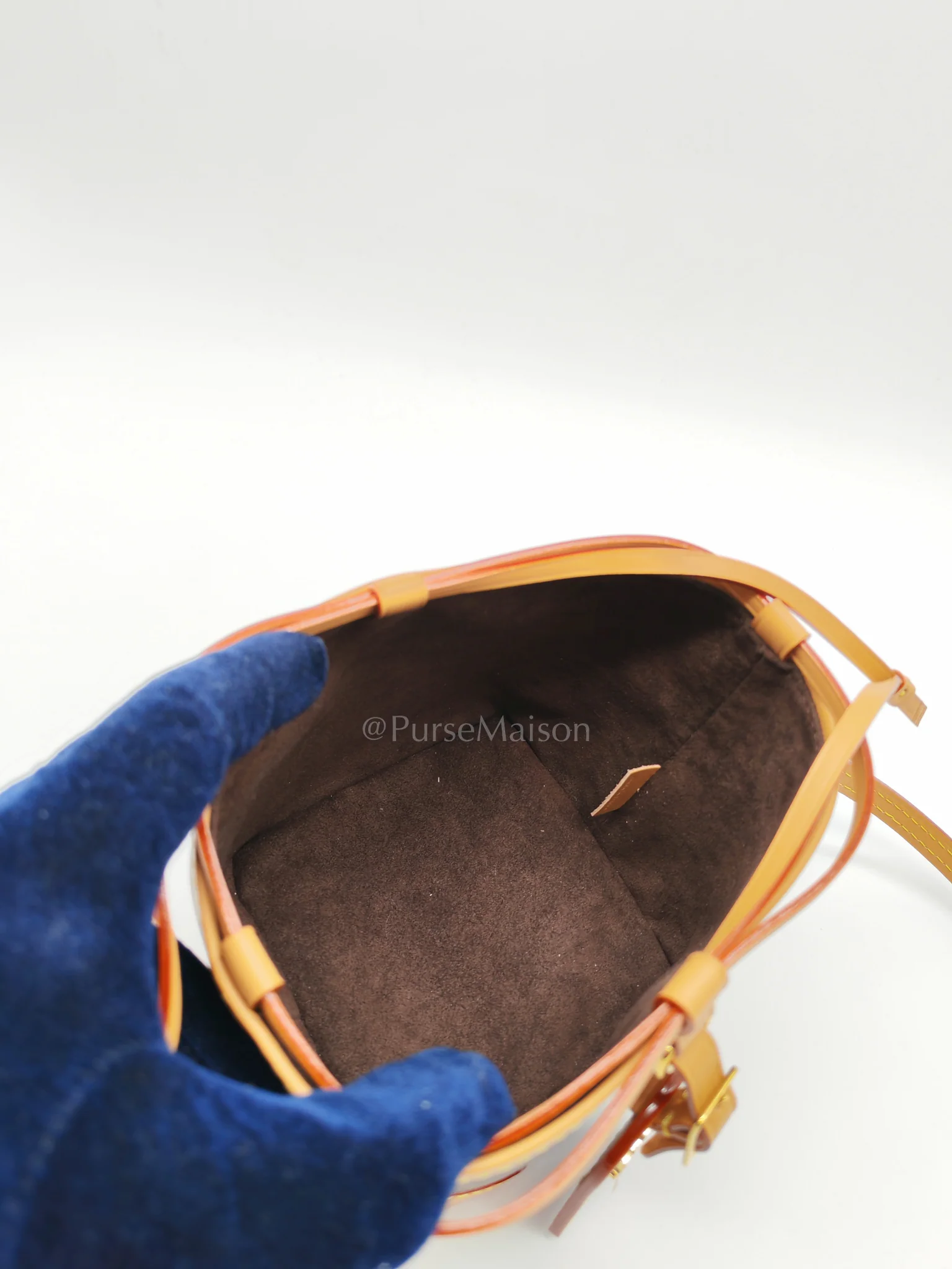 Louis Vuitton Neo Purse in Monogram Canvas Bucket Bag (Microchip) - Image 18