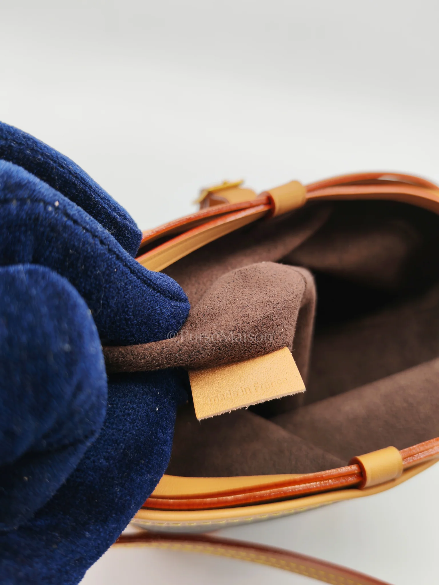 Louis Vuitton Neo Purse in Monogram Canvas Bucket Bag (Microchip) - Image 19
