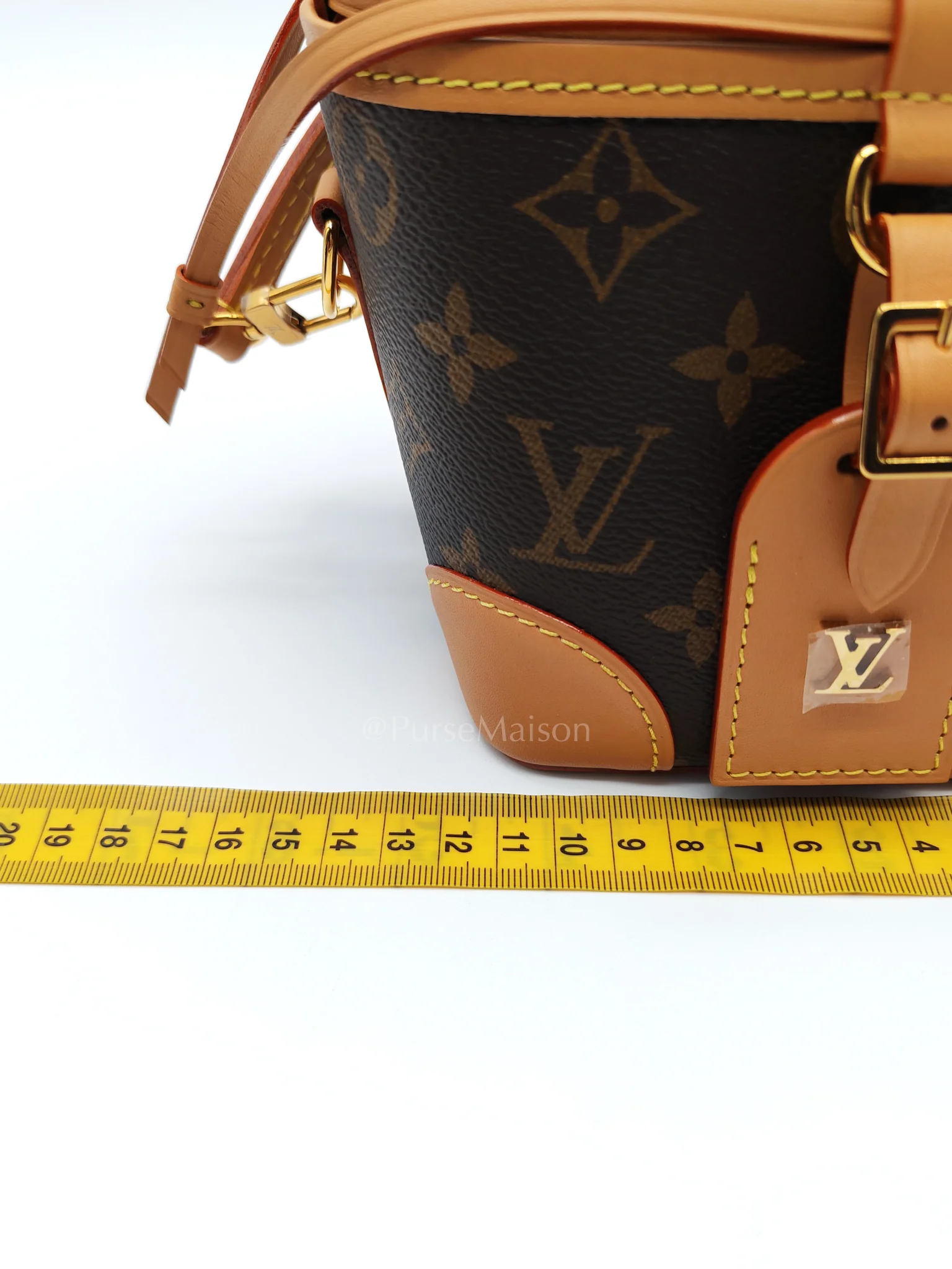 Louis Vuitton Neo Purse in Monogram Canvas Bucket Bag (Microchip) - Image 23