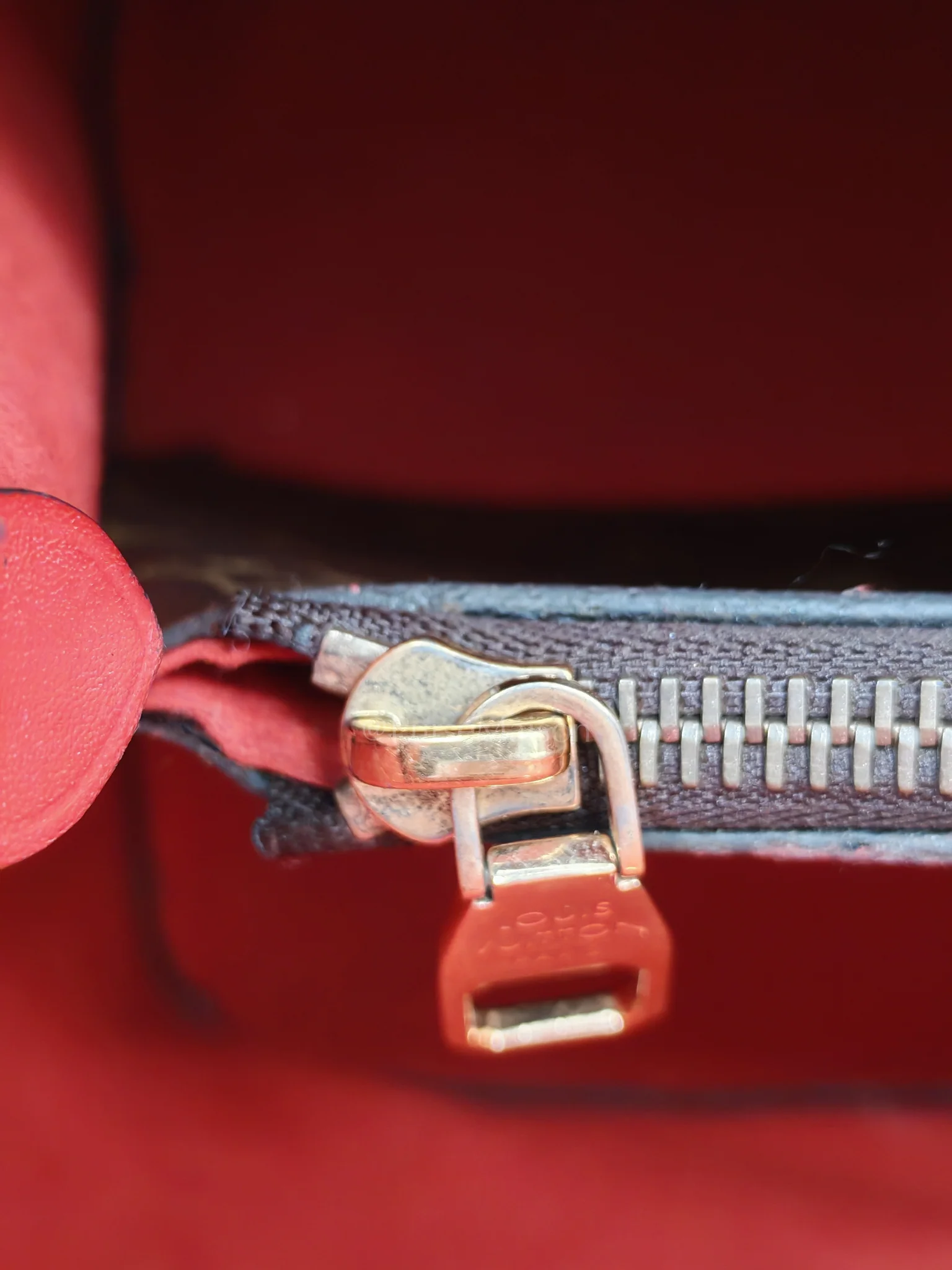Louis Vuitton Neonoe Bucket Bag Monogram Canvas and Red (Date code: SP4117) - Image 30
