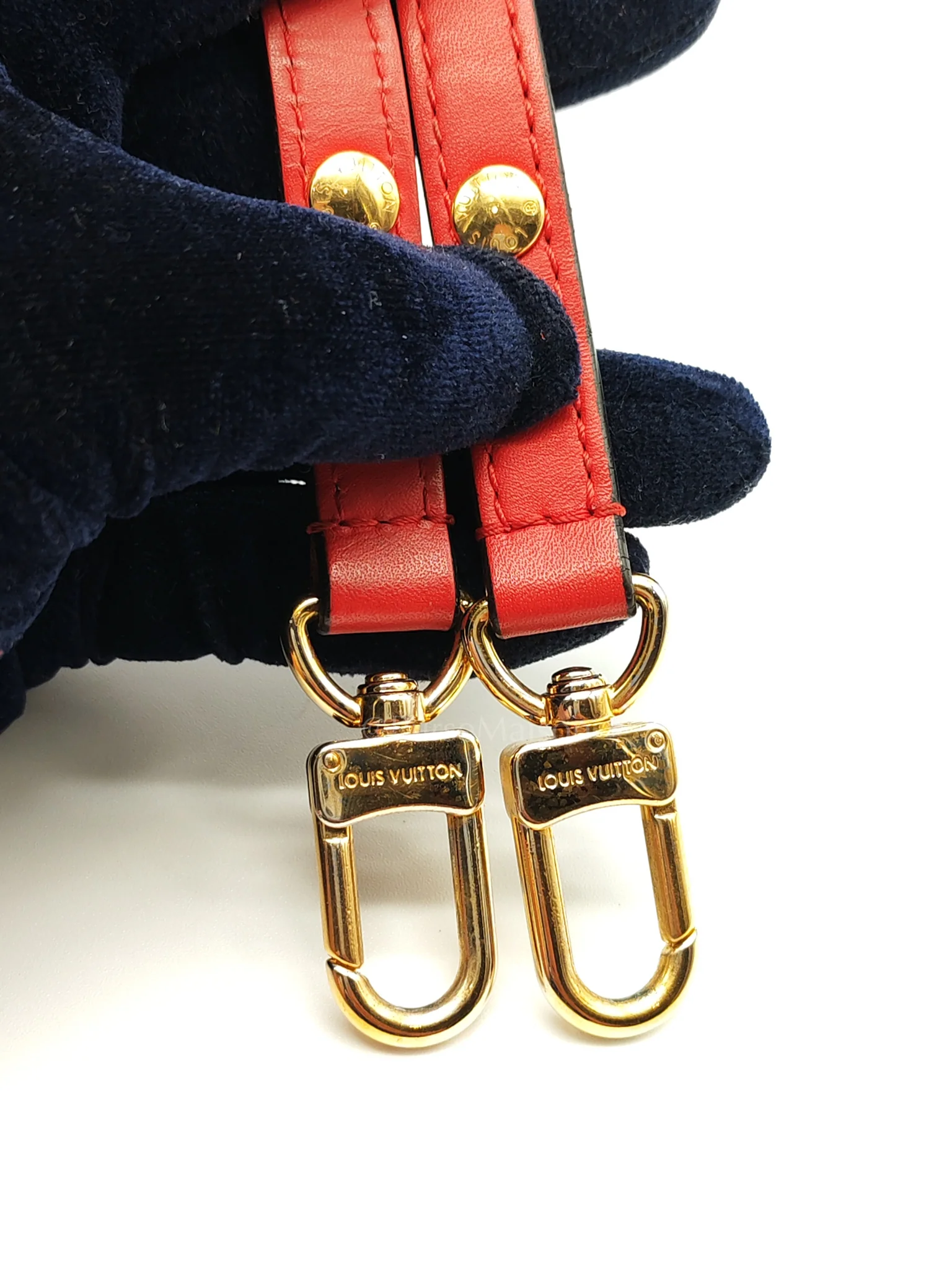 Louis Vuitton Neonoe Bucket Bag Monogram Canvas and Red (Date code: SP4117) - Image 35