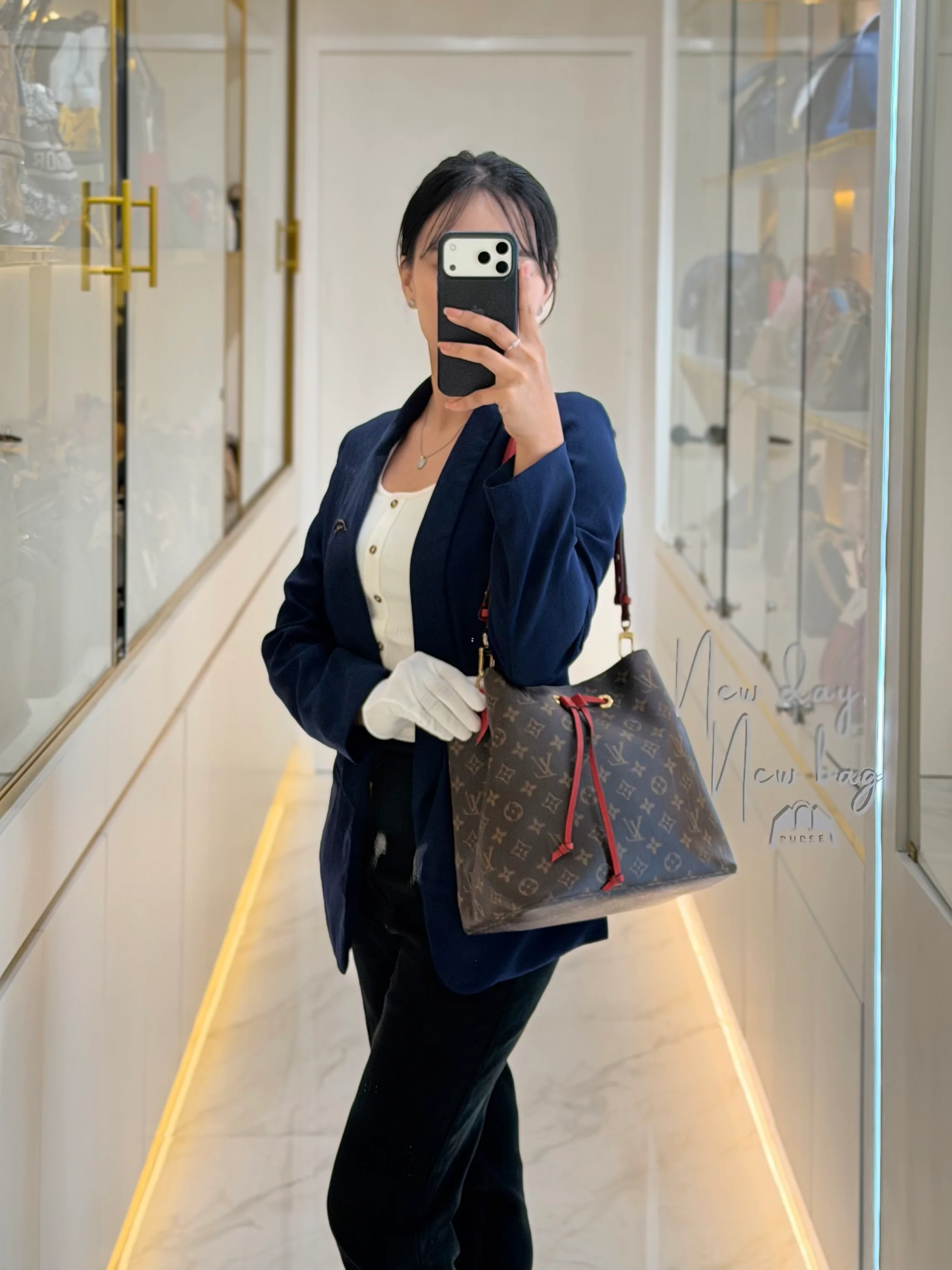 Louis Vuitton Neonoe Bucket Bag Monogram Canvas and Red (Date code: SP4117) - Image 46