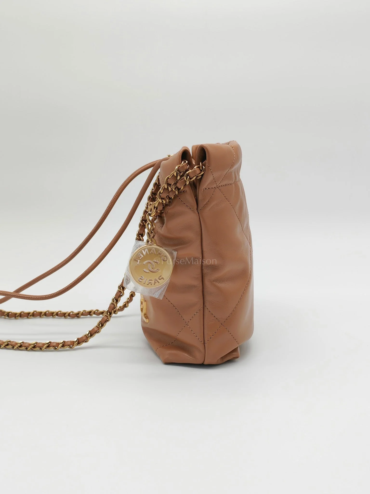 Chanel 22 Mini in Caramel Shiny Calfskin Leather and Aged Gold Hardware (Microchip) - Image 5