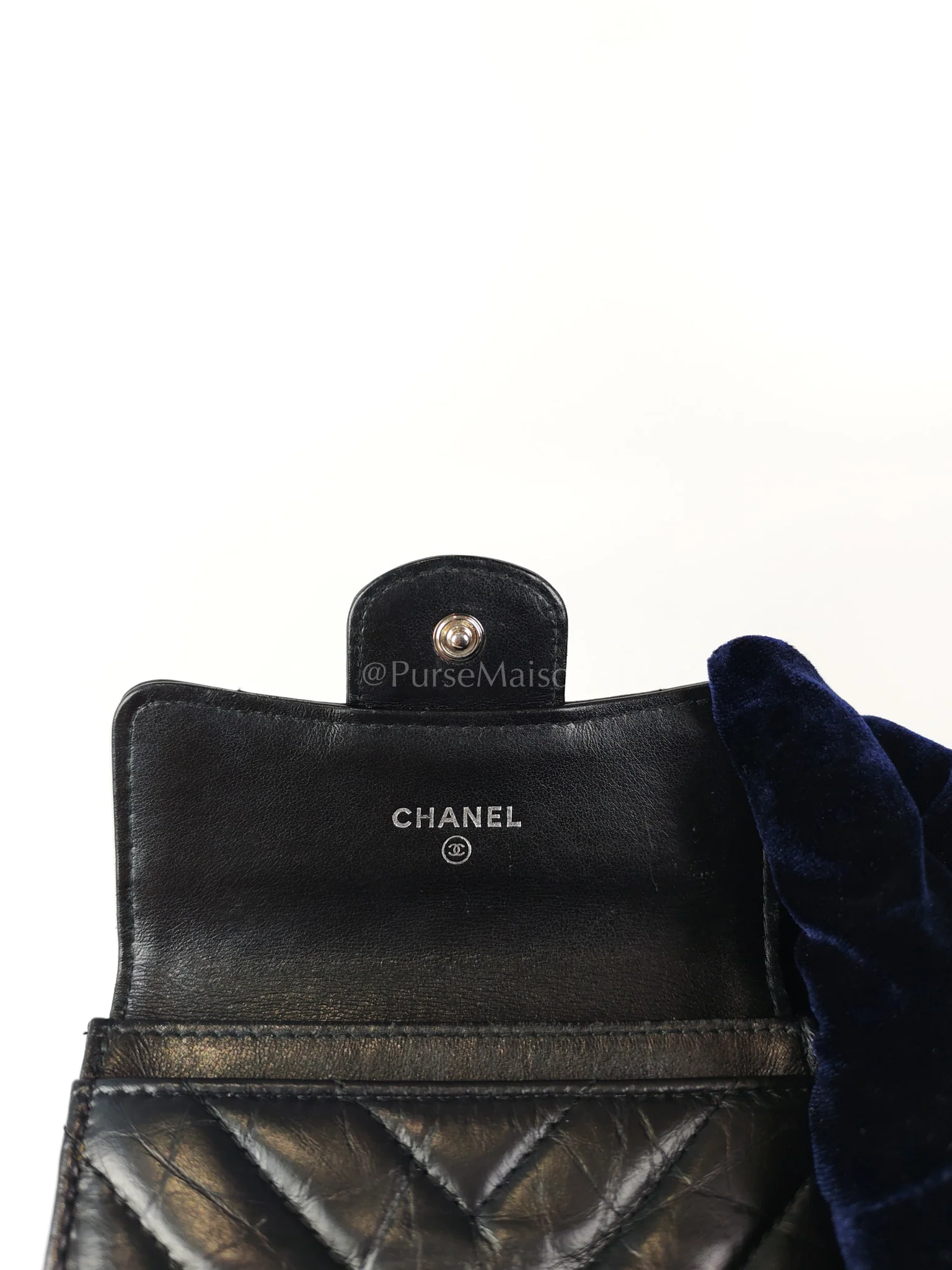 Chanel Reissue Flap Card Holder So Black in Distressed Calfskin Leather Series 24 - Image 18