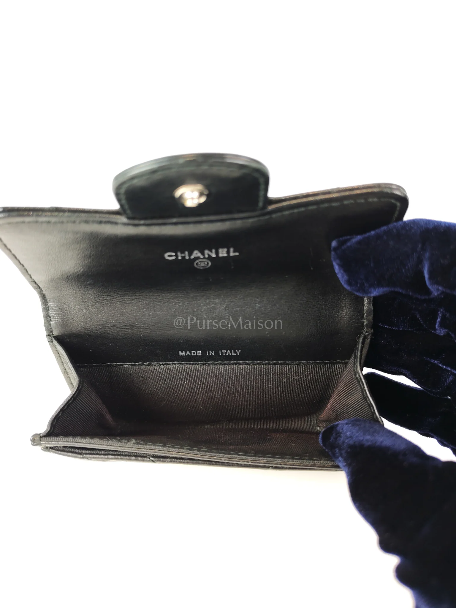 Chanel Reissue Flap Card Holder So Black in Distressed Calfskin Leather Series 24 - Image 23