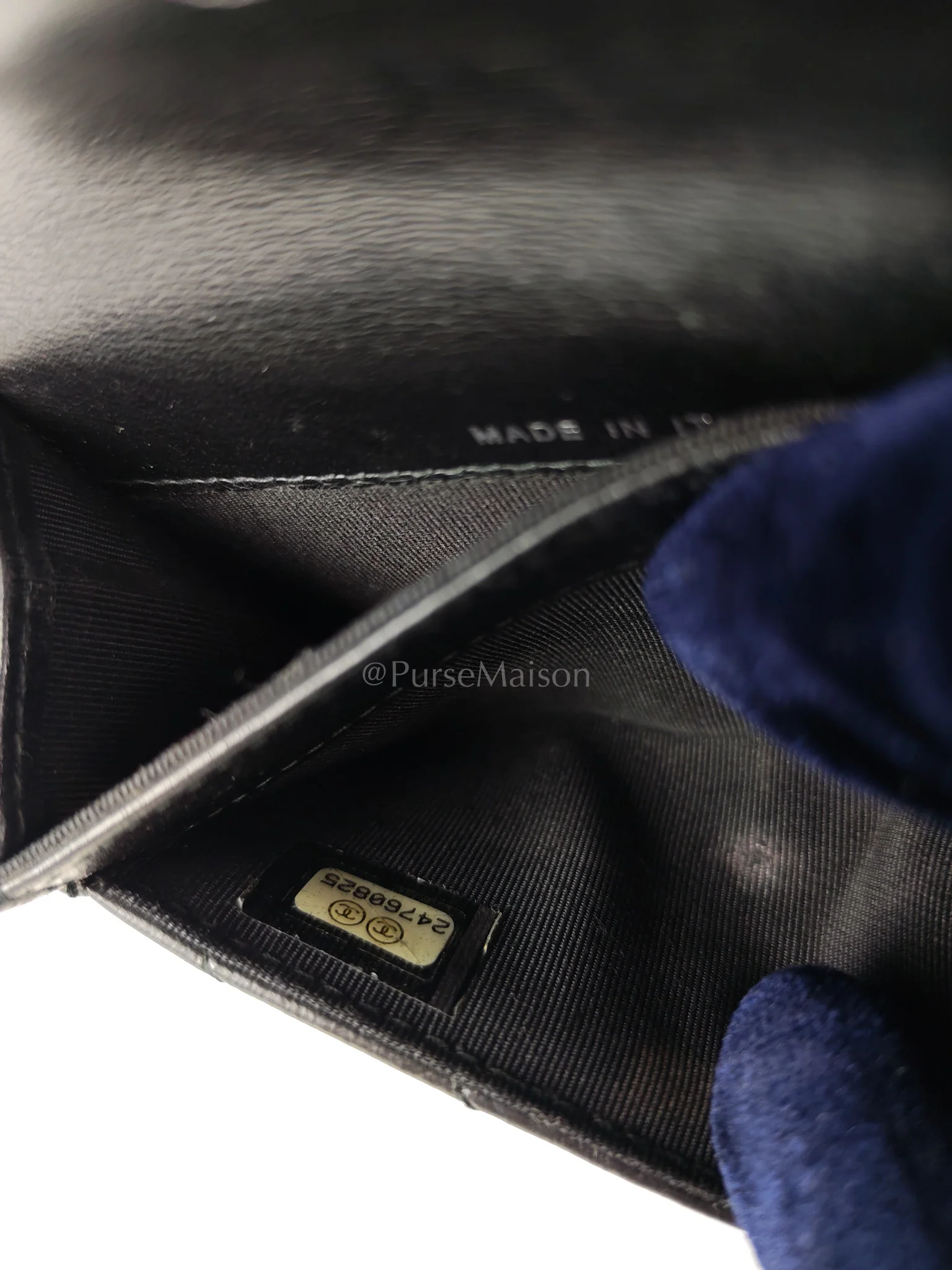 Chanel Reissue Flap Card Holder So Black in Distressed Calfskin Leather Series 24 - Image 26