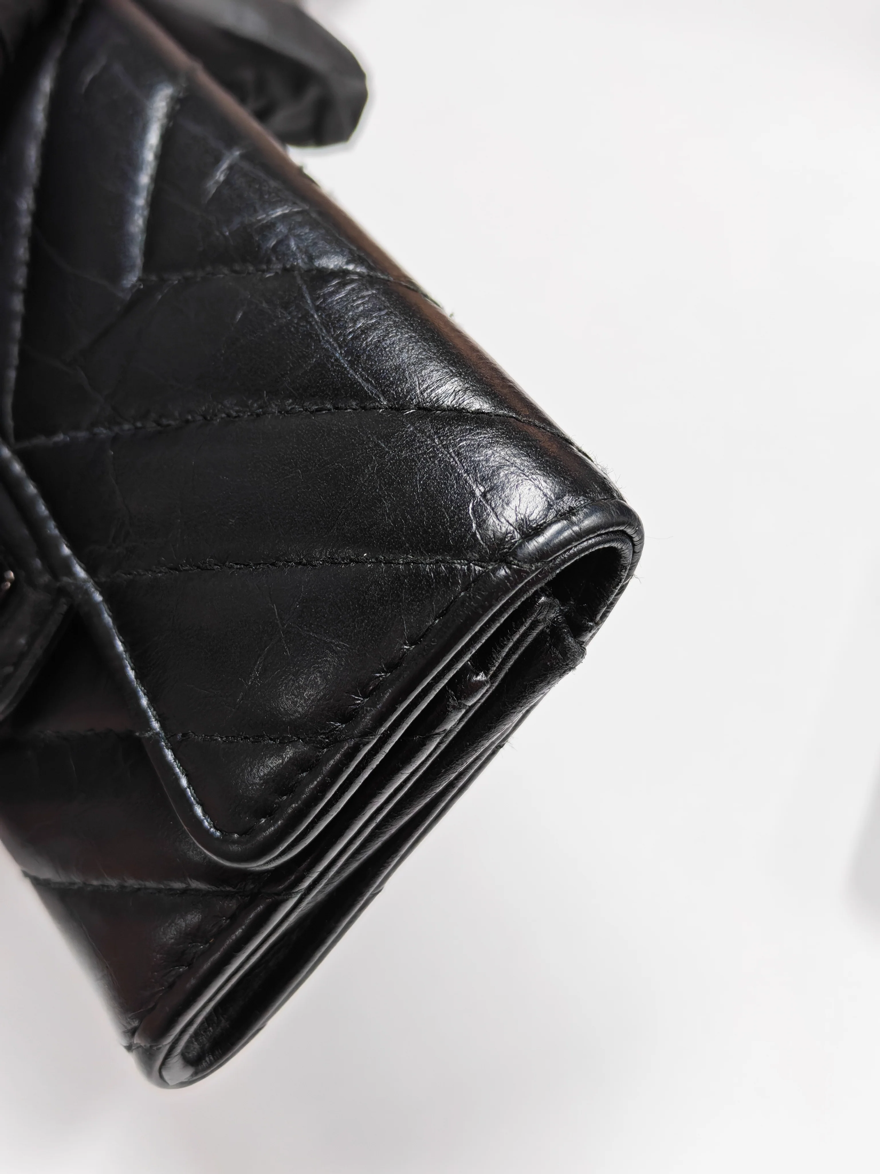 Chanel Reissue Flap Card Holder So Black in Distressed Calfskin Leather Series 24 - Image 31