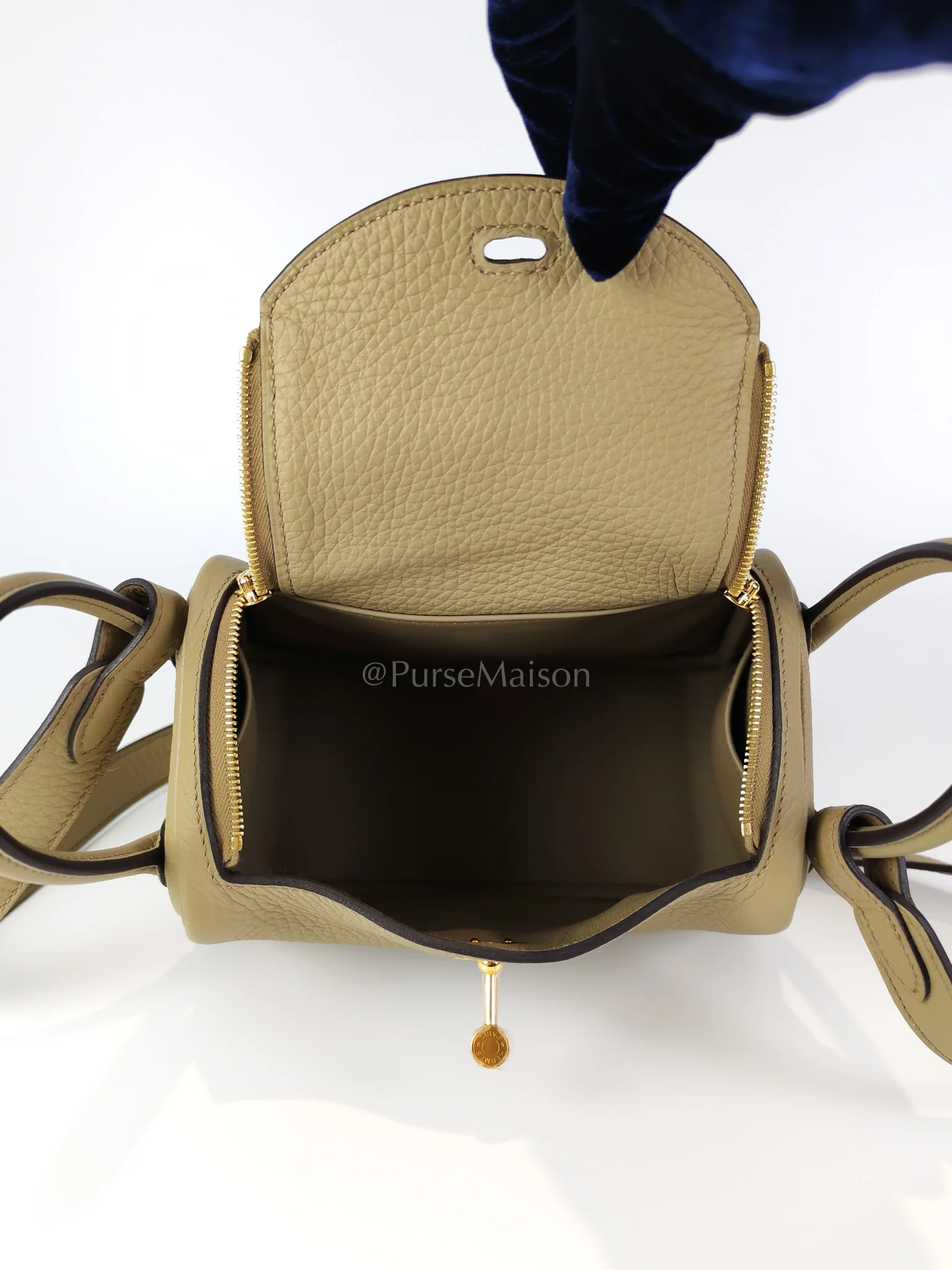 Hermes Mini Lindy Beige Marfa in Clemence Leather and Gold Hardware Stamp W (2024) - Image 27