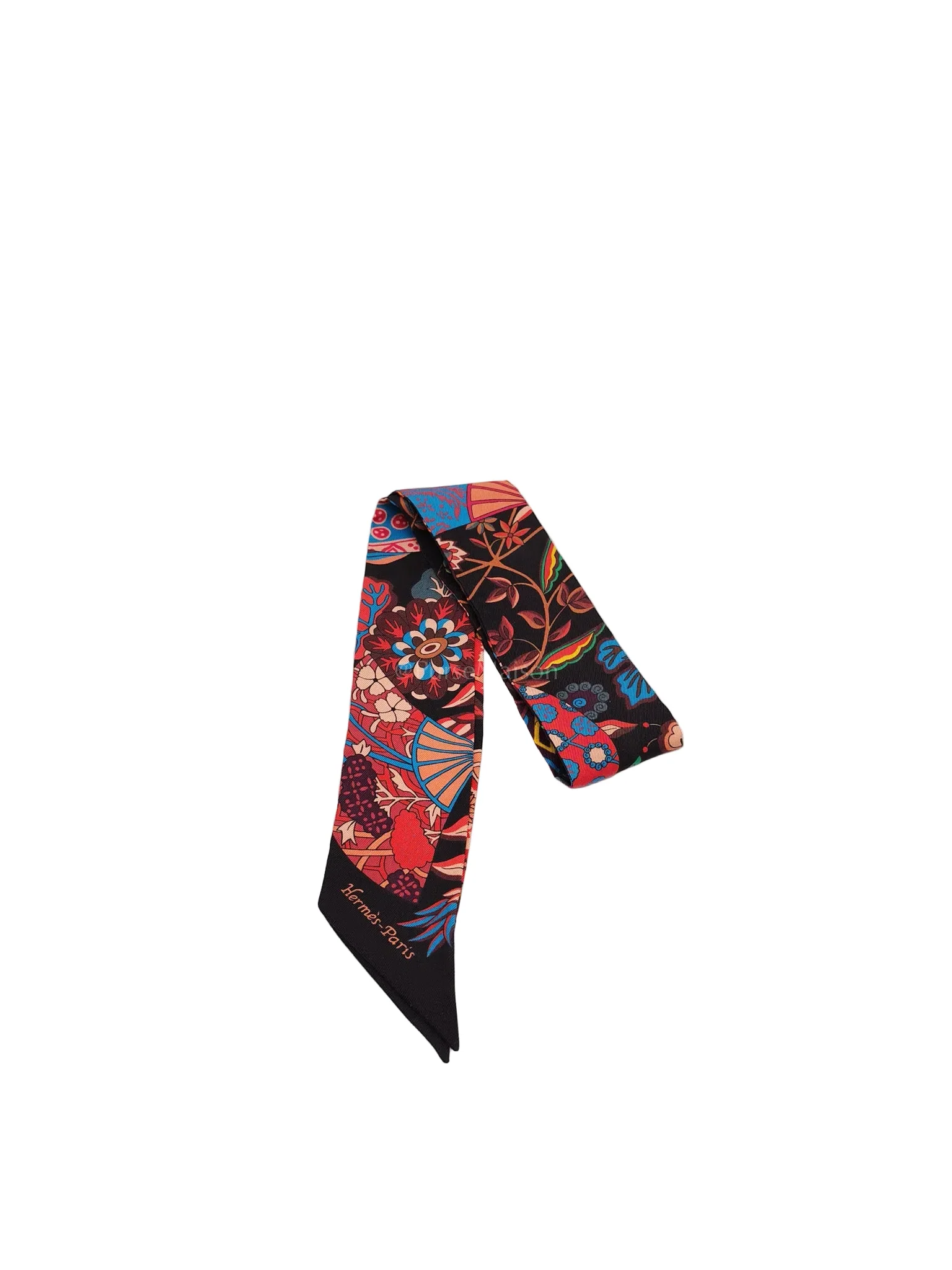 Hermes Festival Des Amazones SU/Caramel/Blanc/Noir Silk Twilly (Pair) - Image 5