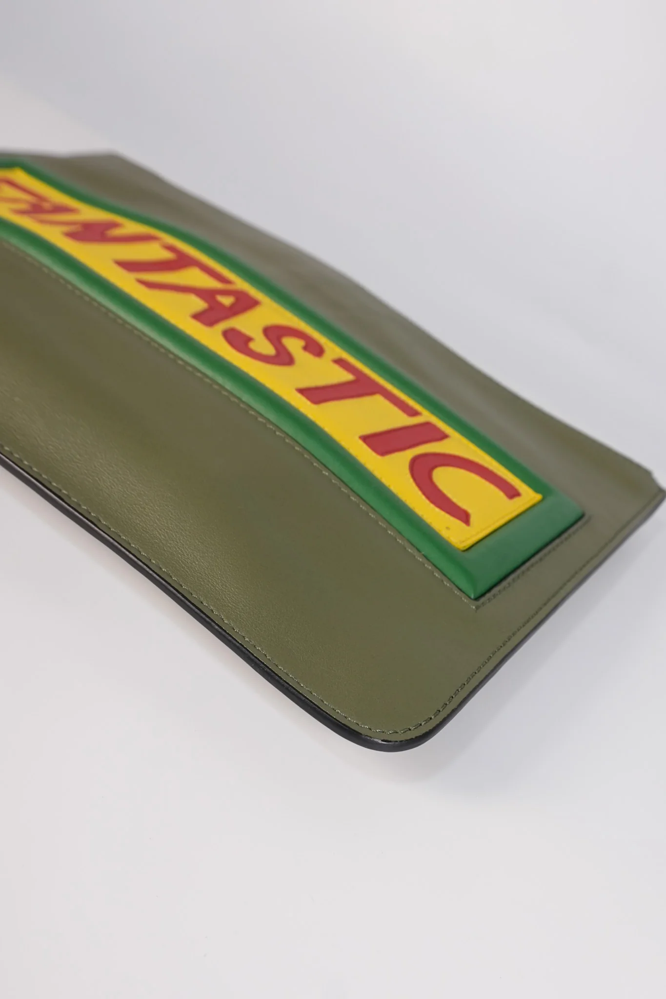 Fendi Vocabulary Fantastic Clutch Bag in Calfskin Leather - Image 10