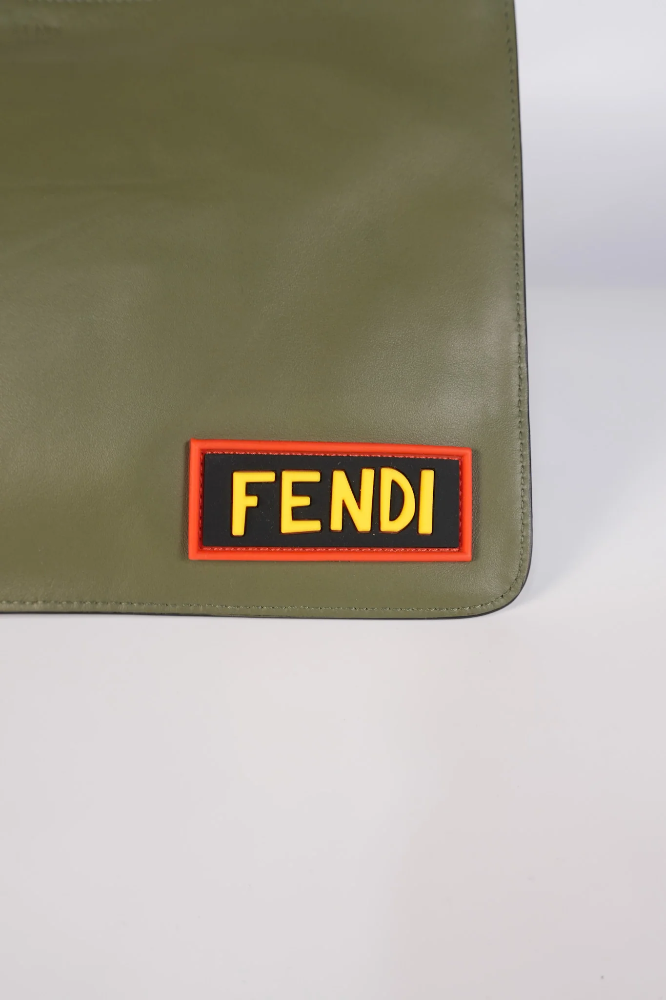 Fendi Vocabulary Fantastic Clutch Bag in Calfskin Leather - Image 16