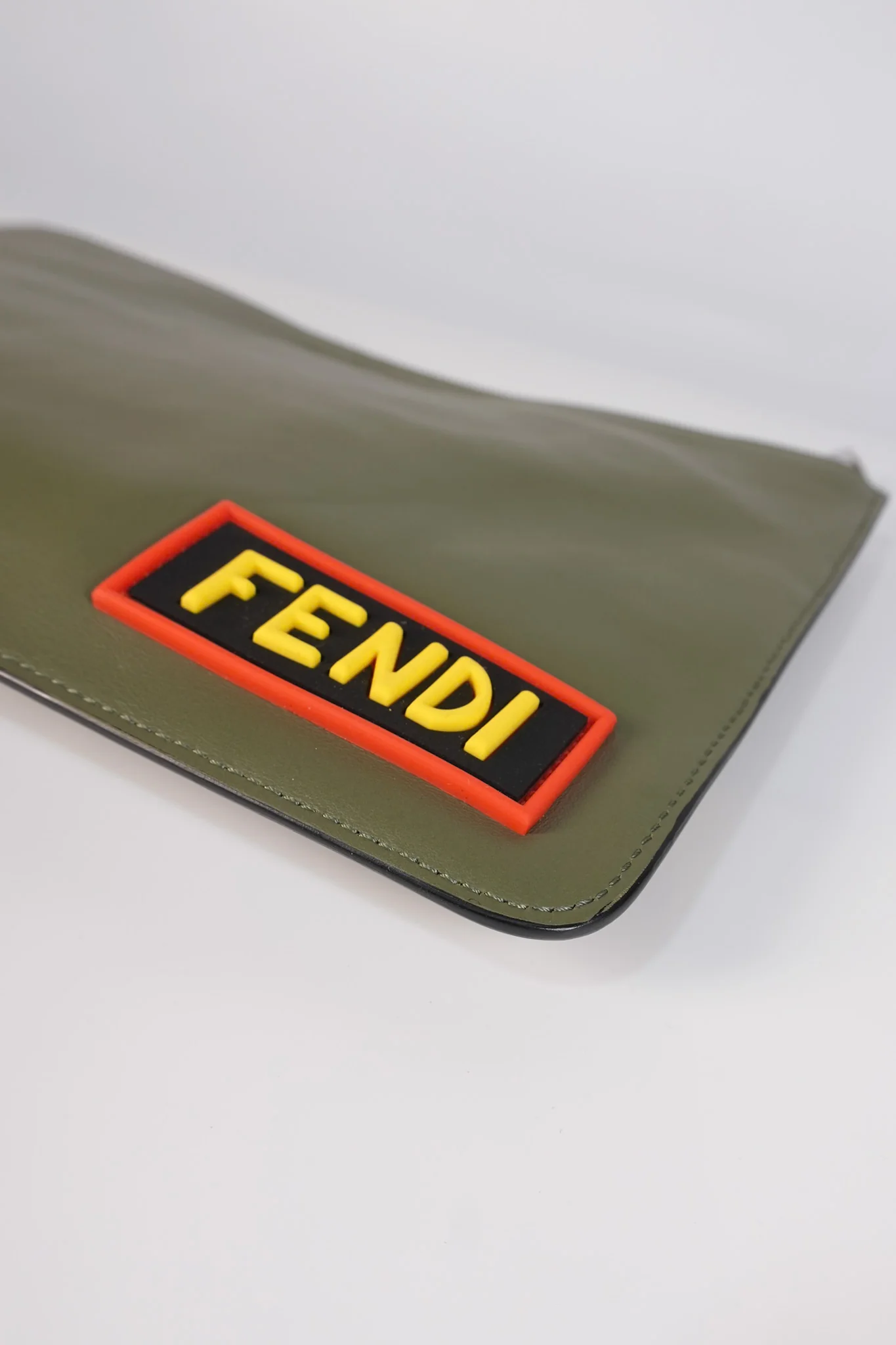 Fendi Vocabulary Fantastic Clutch Bag in Calfskin Leather - Image 8