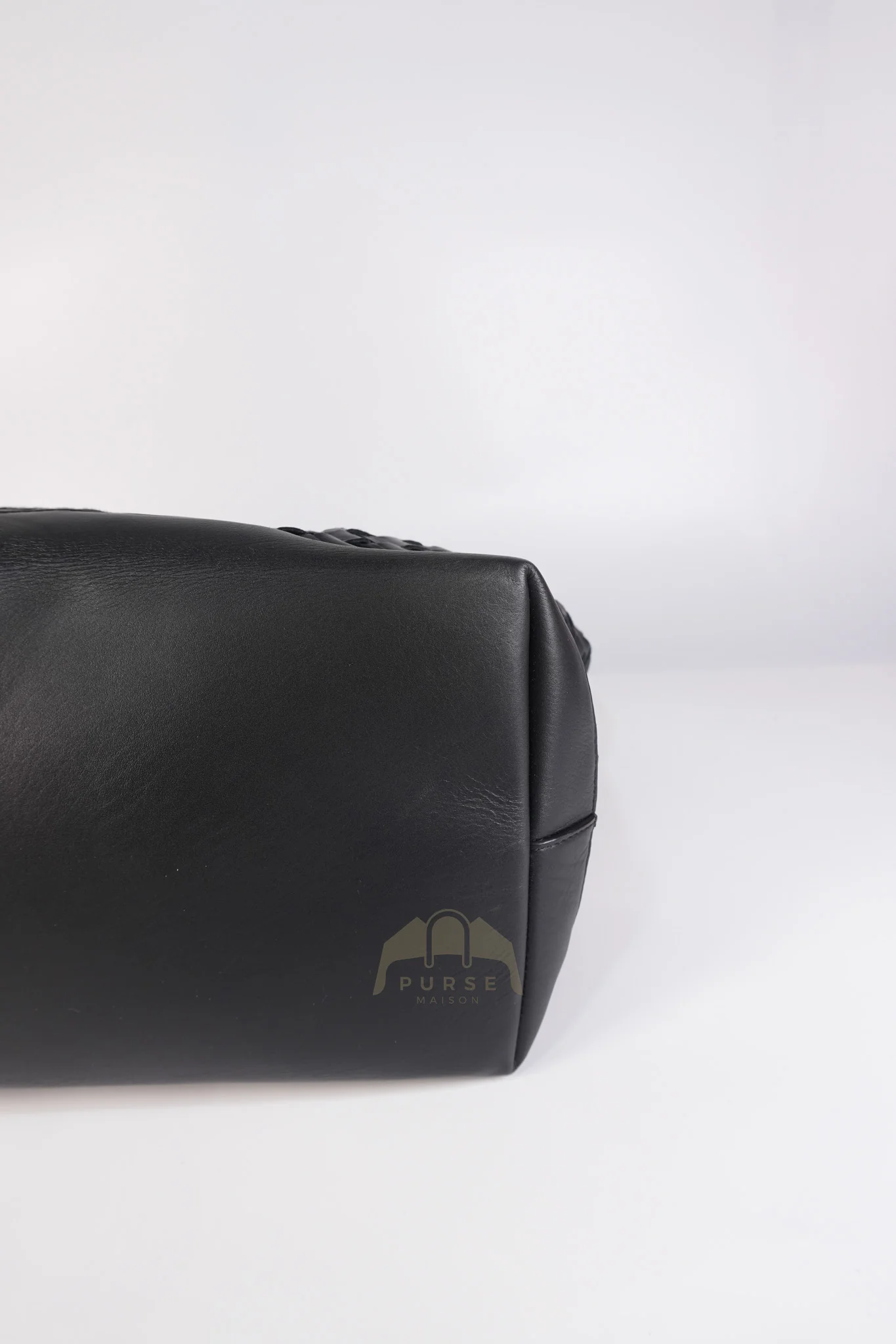 Bottega Veneta Overnight Tote in Black Nappa Intrecciato Leather - Image 15