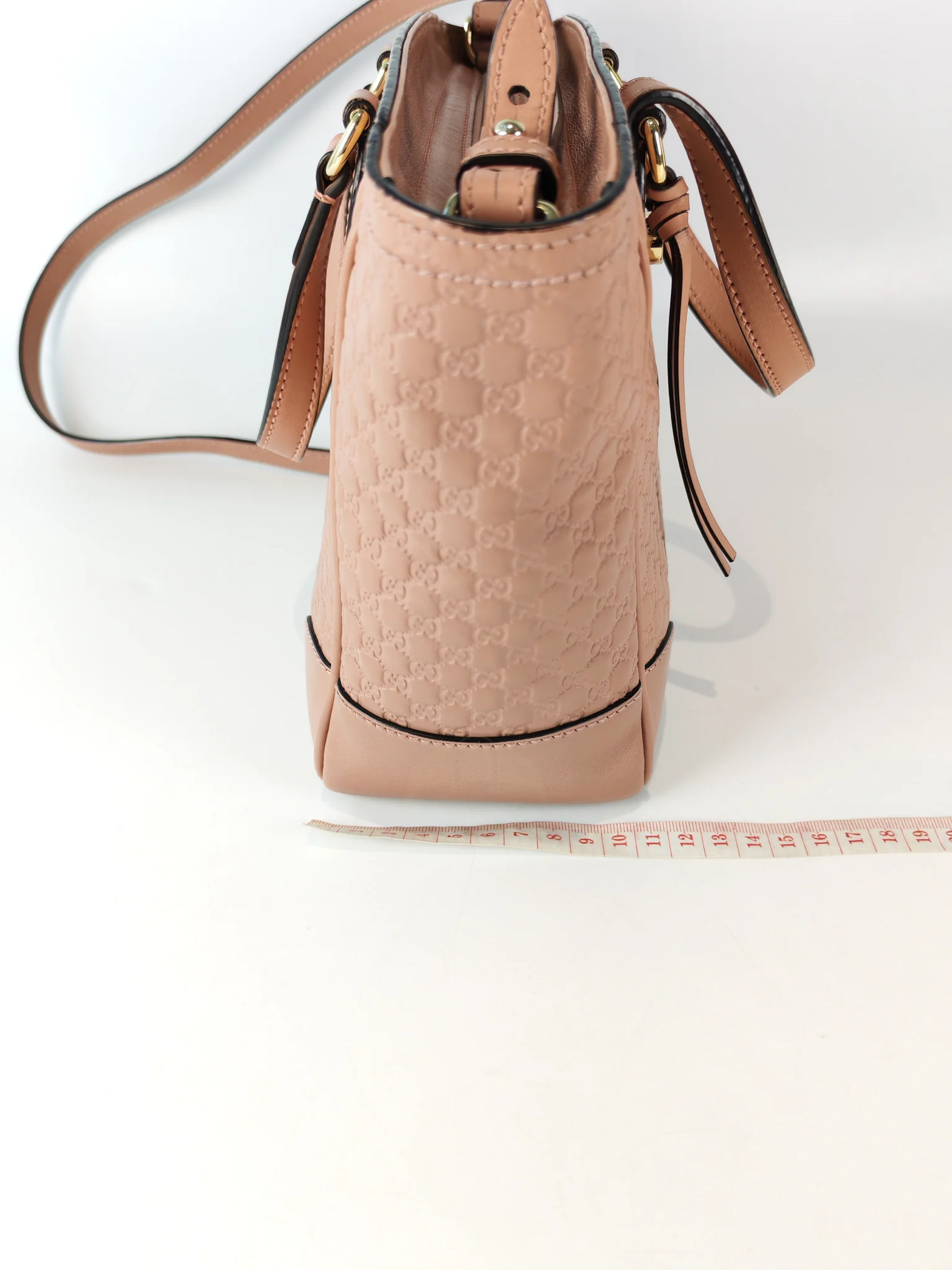Gucci Bree Tote Bag Small in Pink Micro Guccissima Leather - Image 33
