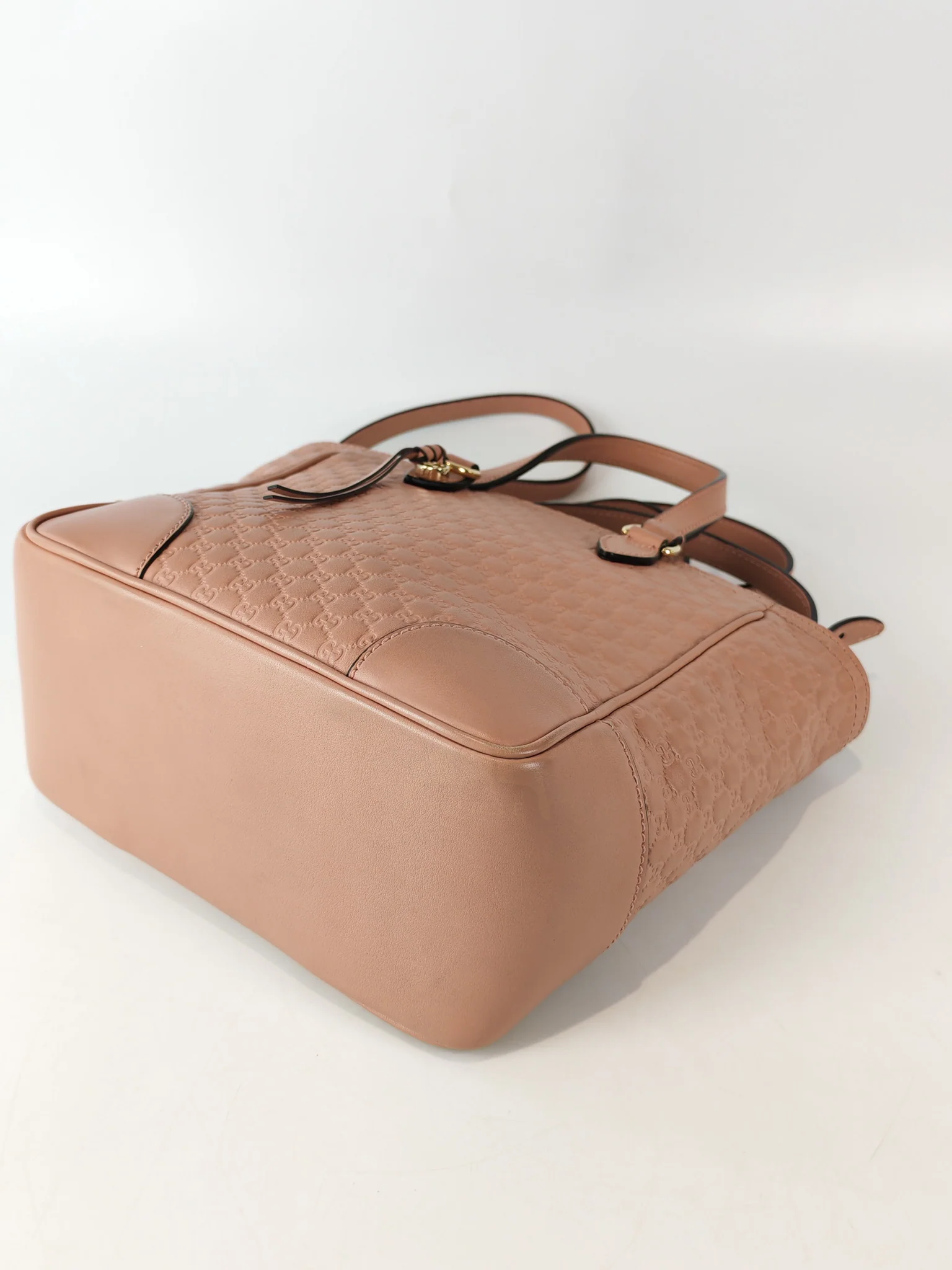 Gucci Bree Tote Bag Small in Pink Micro Guccissima Leather - Image 9