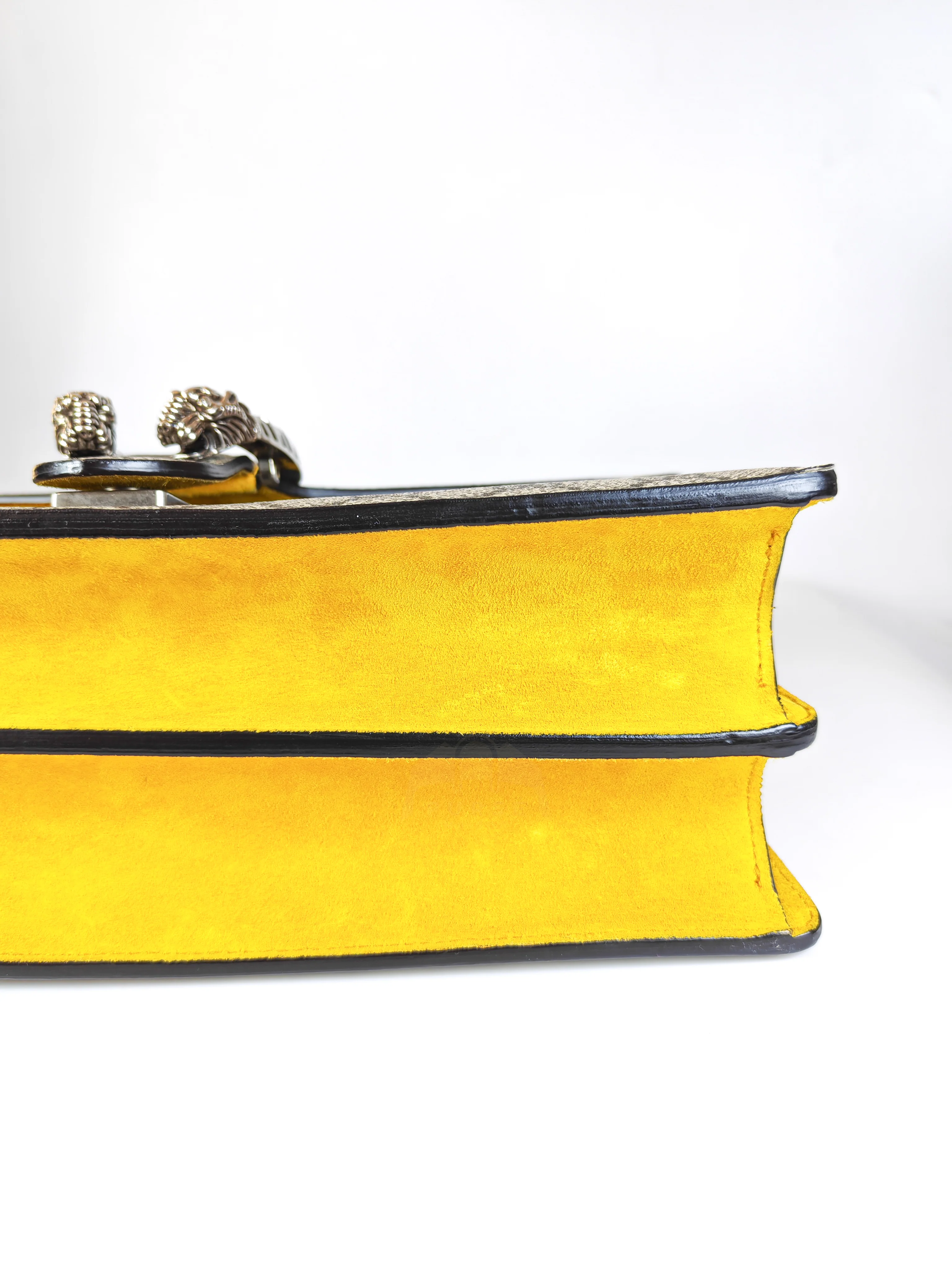 Gucci Dionysus Large Shoulder Bag with Yellow Suede and Supreme Canvas - Image 11