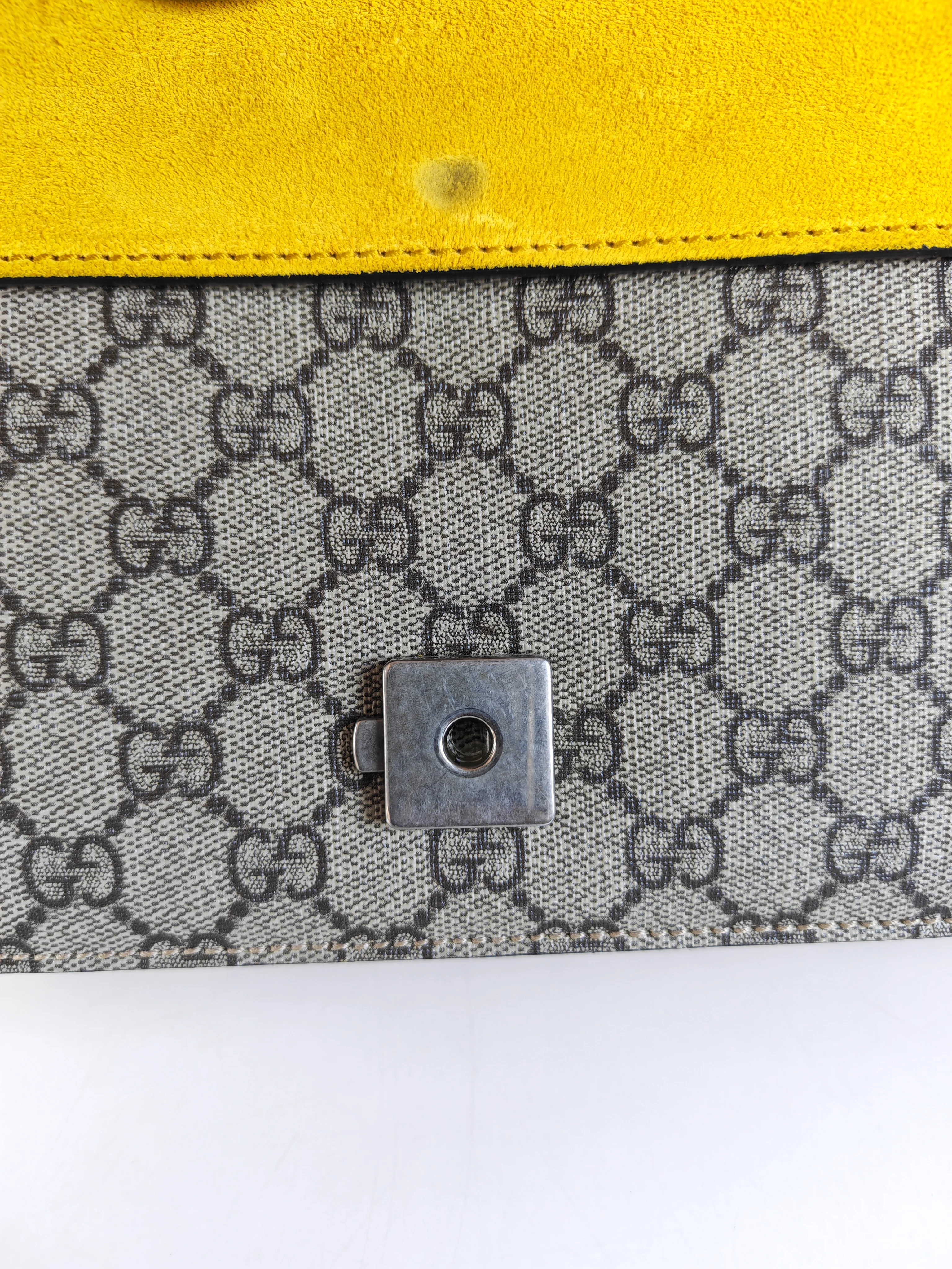 Gucci Dionysus Large Shoulder Bag with Yellow Suede and Supreme Canvas - Image 22
