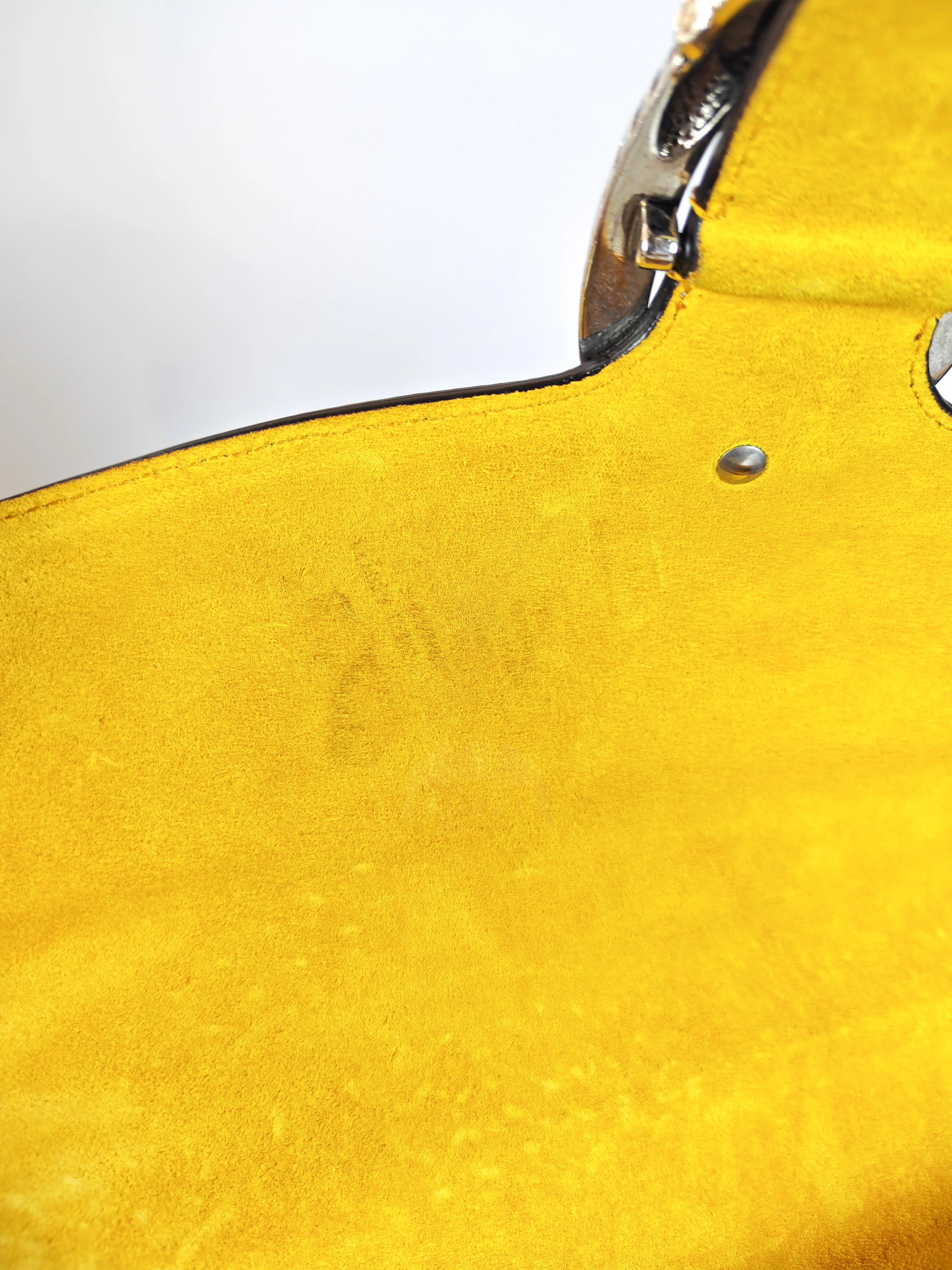 Gucci Dionysus Large Shoulder Bag with Yellow Suede and Supreme Canvas - Image 25