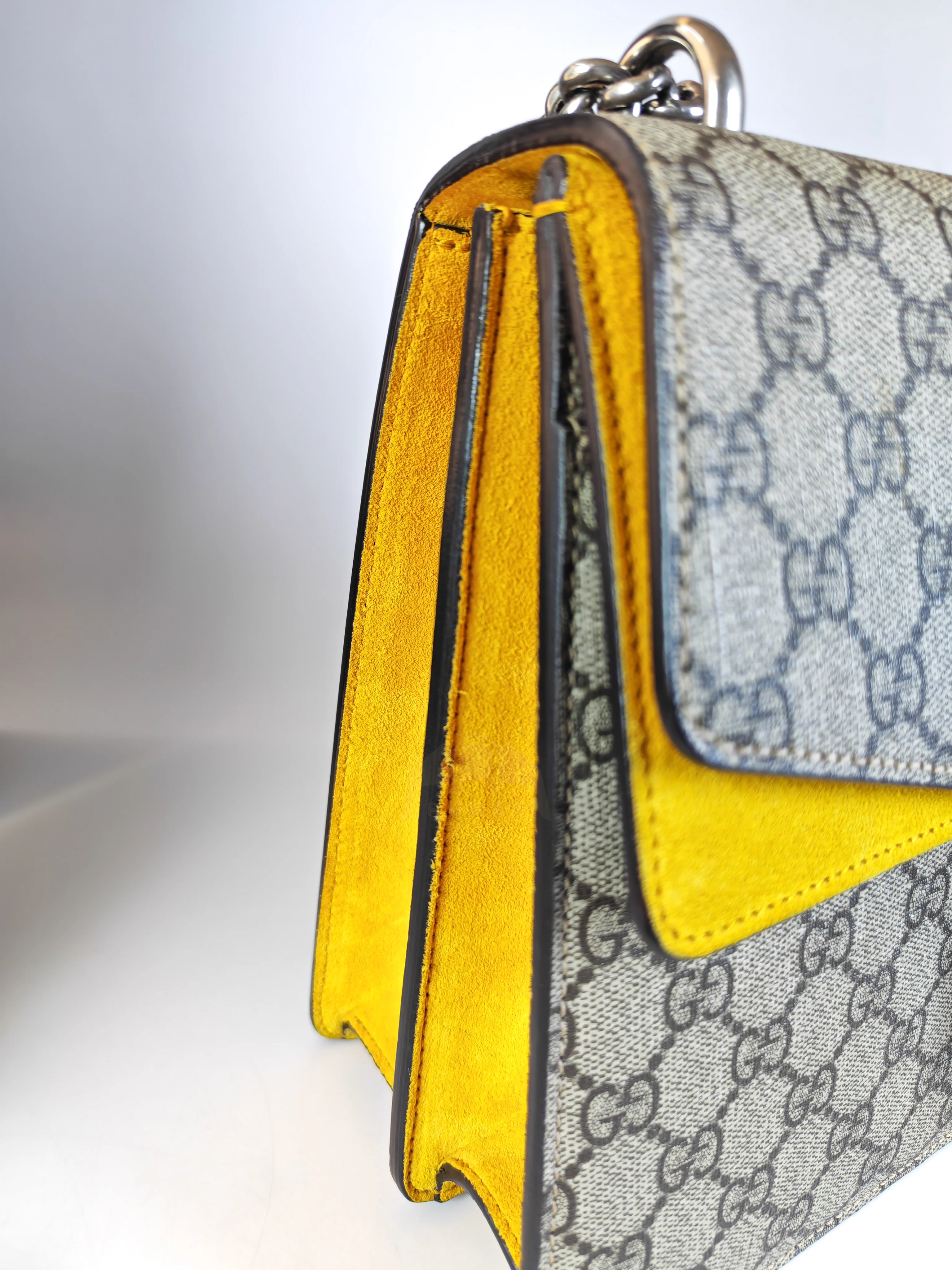 Gucci Dionysus Large Shoulder Bag with Yellow Suede and Supreme Canvas - Image 26