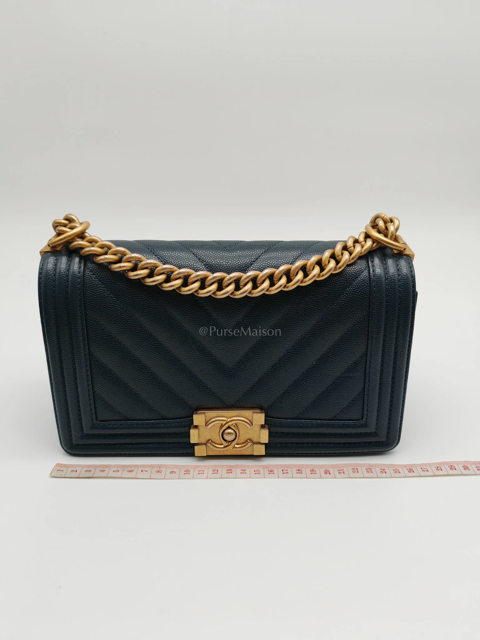 Chanel Boy Old Medium in Blue Gray Chevron Caviar Leather and Aged Gold Hardware Series 25 - Image 22