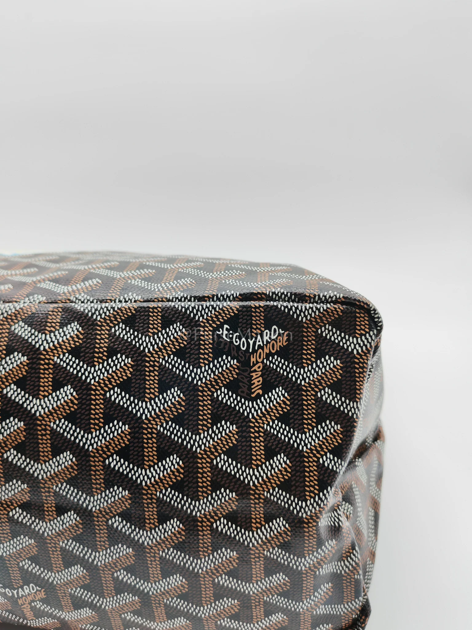 Goyard Boheme PM in Black Coeur Goyardine Canvas Hobo Bag - Image 11