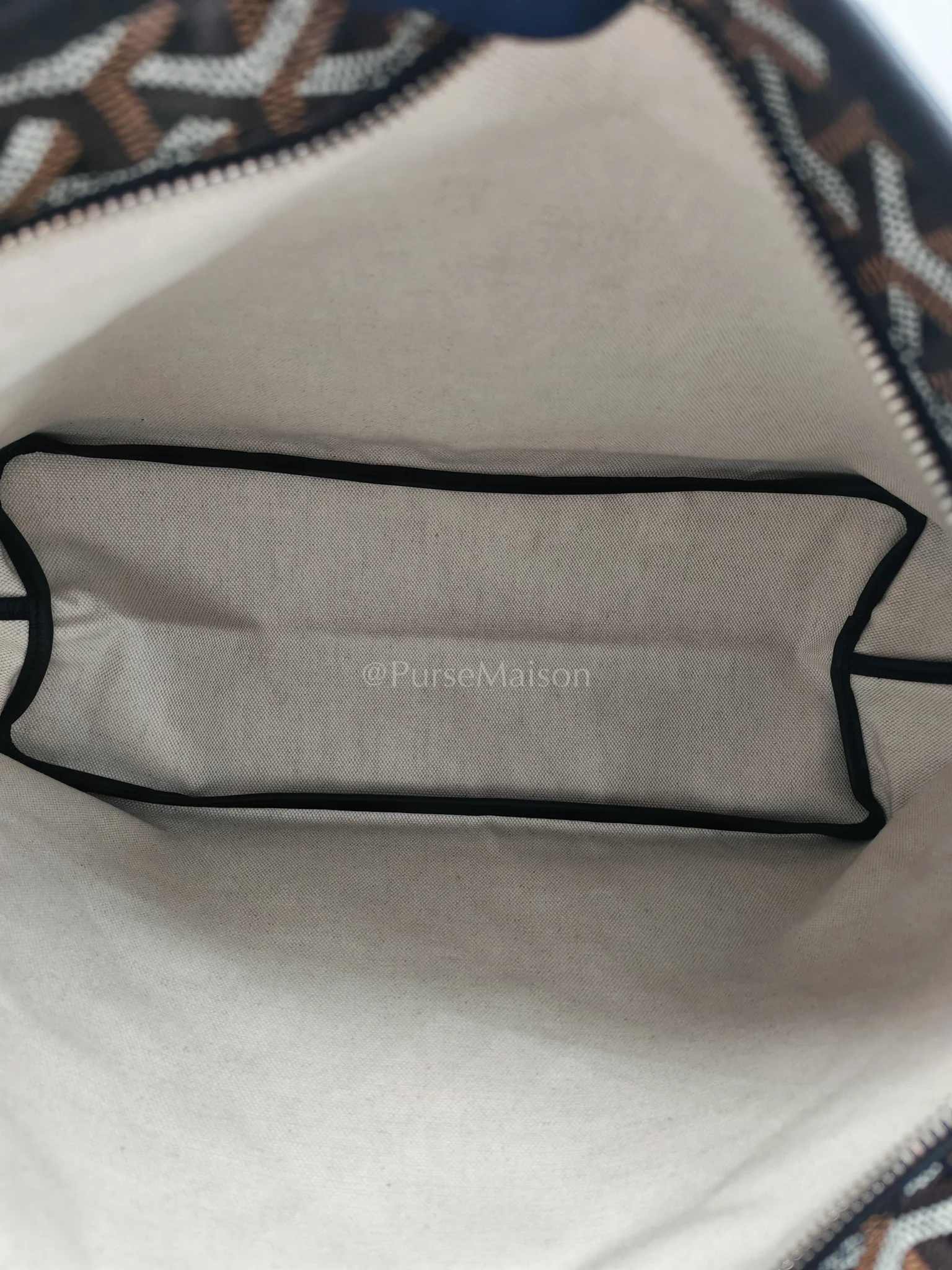 Goyard Boheme PM in Black Coeur Goyardine Canvas Hobo Bag - Image 23