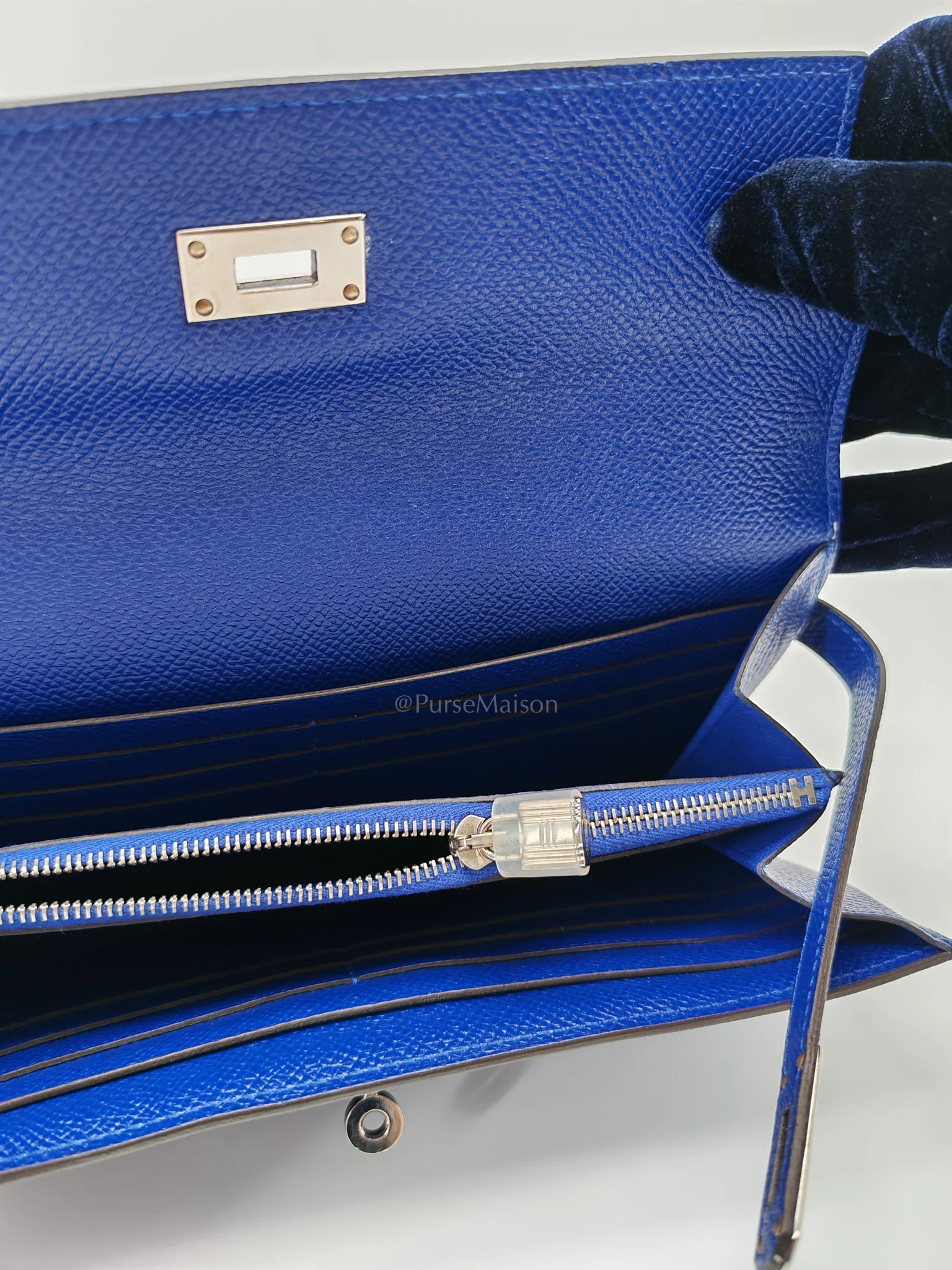 Hermes Kelly Wallet in Epsom Leather and  Palladium Hardware Stamp Square R (2014) - Image 19