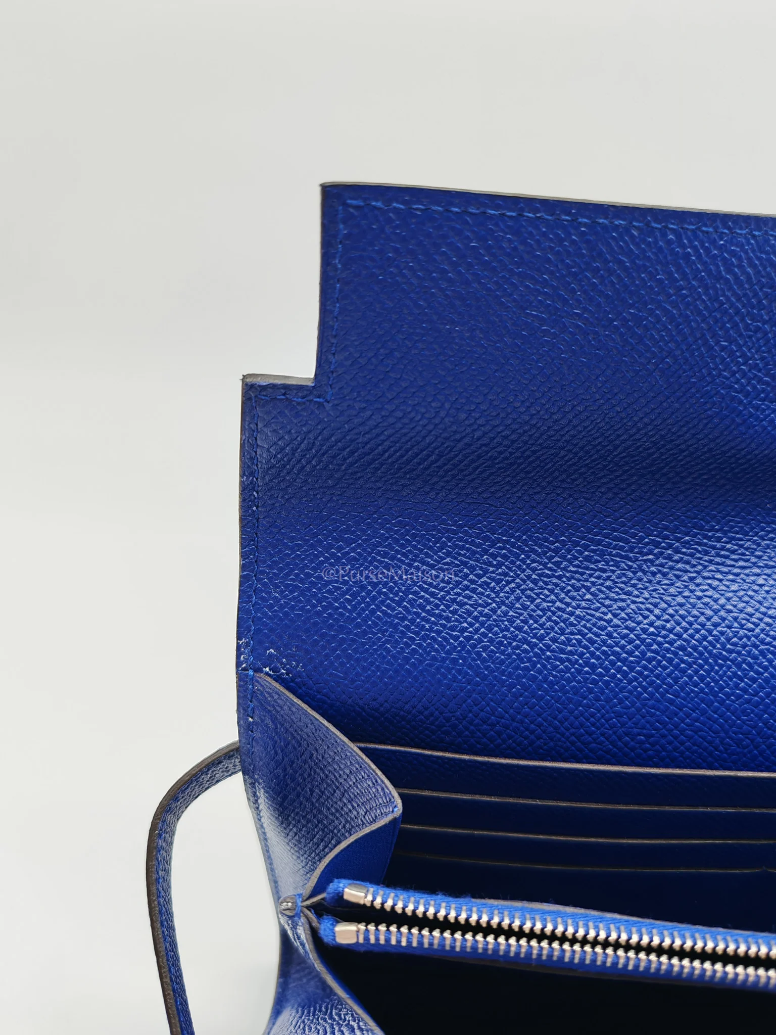 Hermes Kelly Wallet in Epsom Leather and  Palladium Hardware Stamp Square R (2014) - Image 24