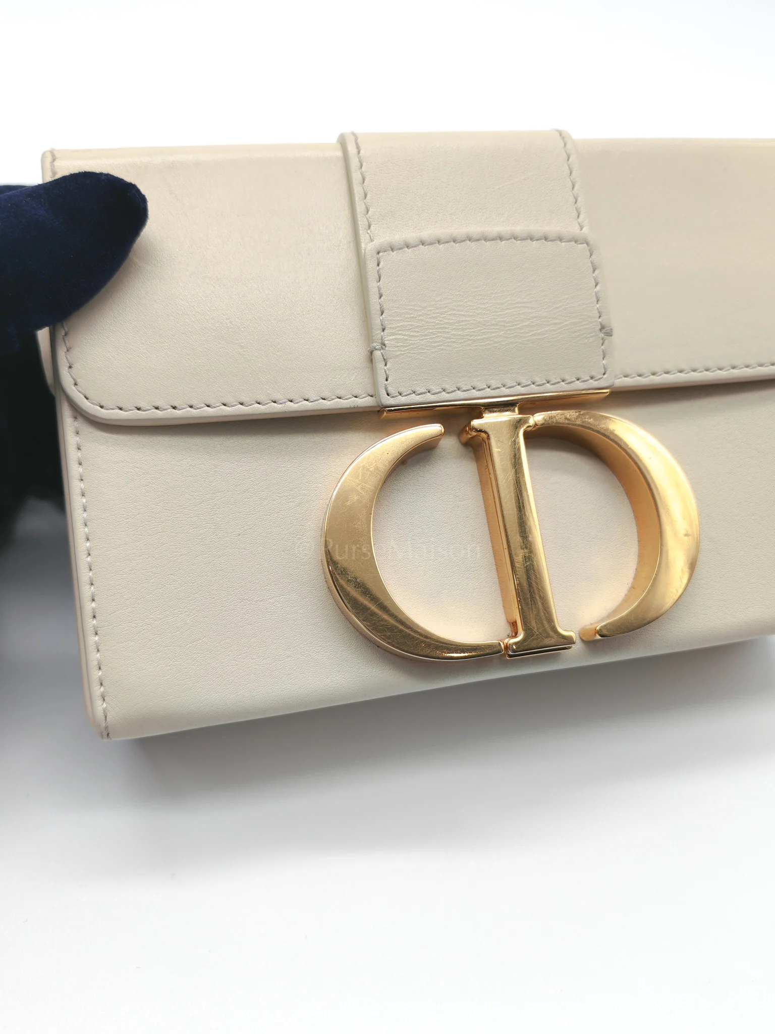 Christian Dior Montaigne Box Bag in Off-White Lambskin Leather and Gold Hardware Shoulder Bag - Image 19