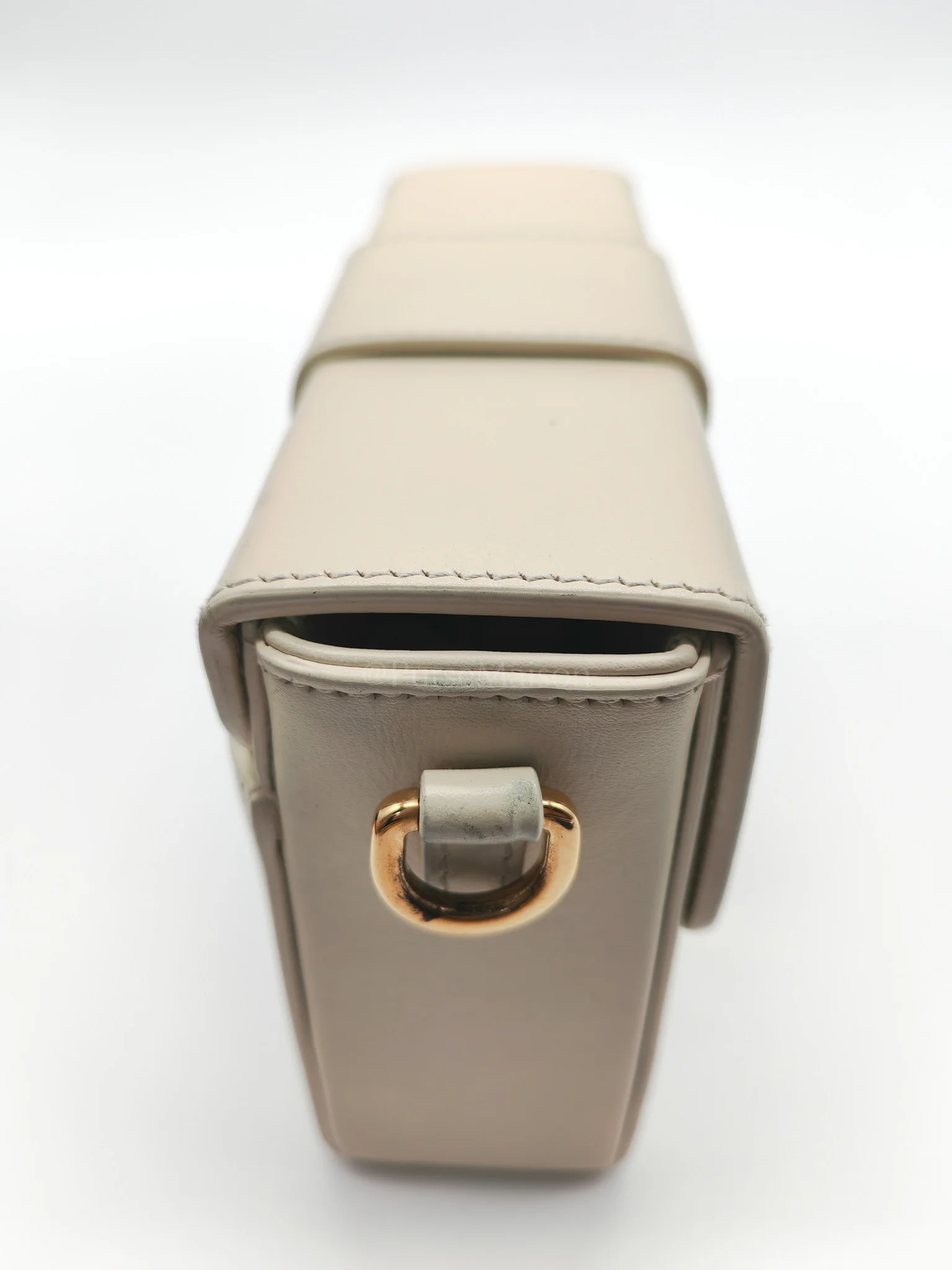 Christian Dior Montaigne Box Bag in Off-White Lambskin Leather and Gold Hardware Shoulder Bag - Image 23