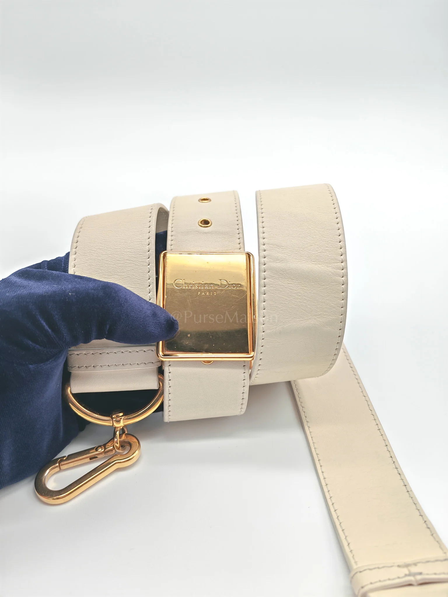 Christian Dior Montaigne Box Bag in Off-White Lambskin Leather and Gold Hardware Shoulder Bag - Image 43