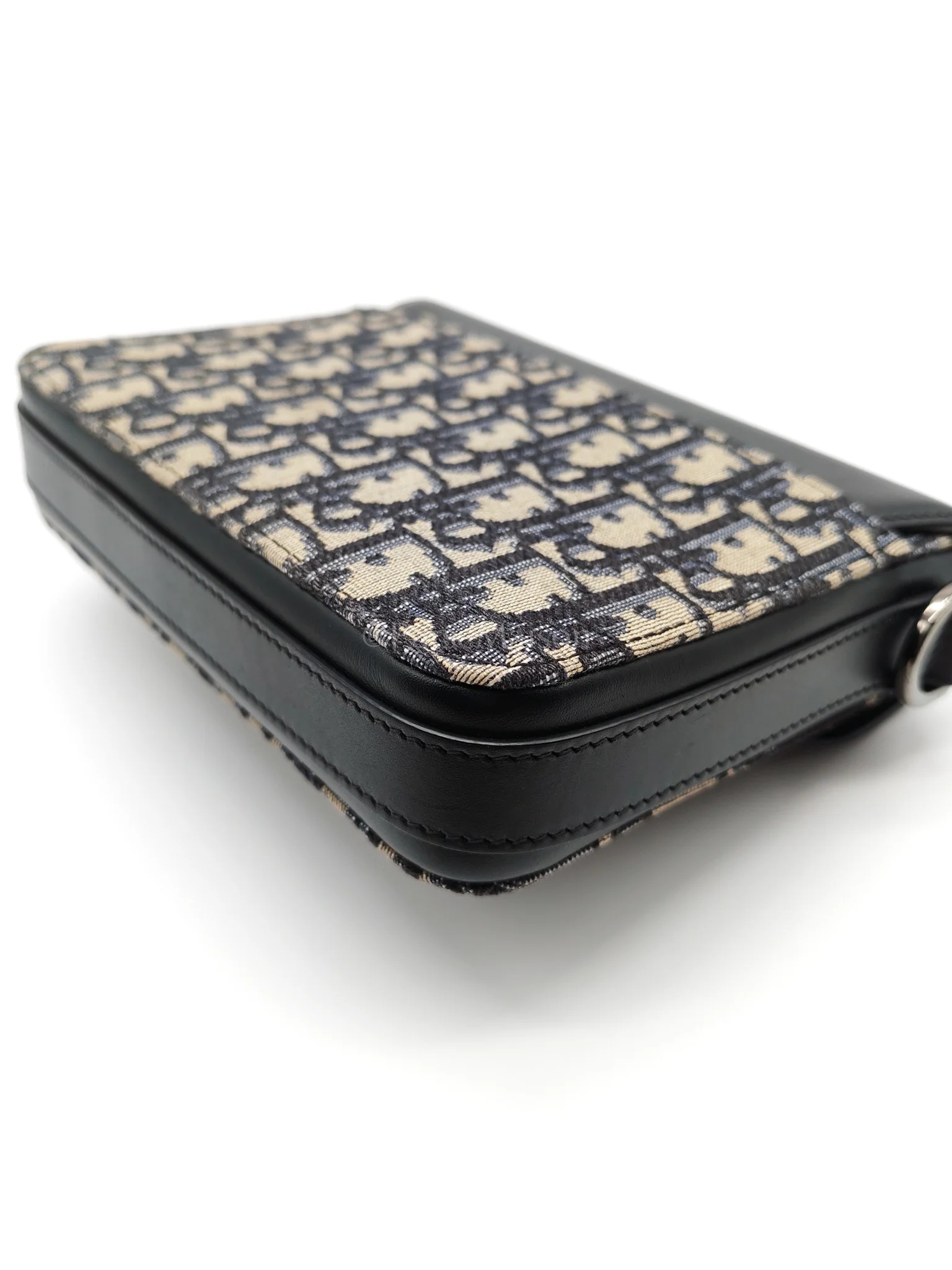 Christian Dior Oblique Jacquard Clasp Lock Messenger Bag - Image 14