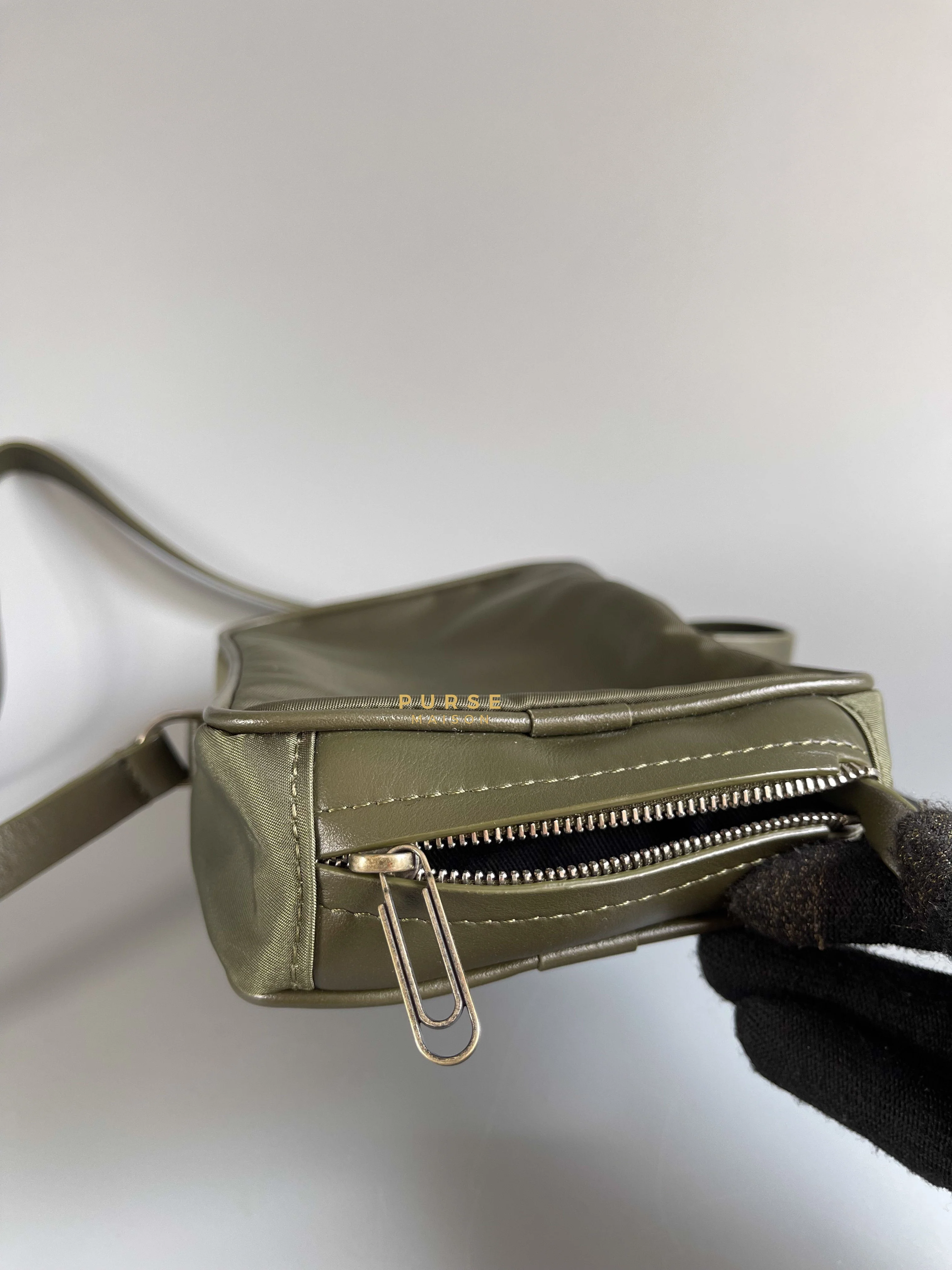 Off-White Off-White Zip Around Logo Bag (Army Green) - Image 13
