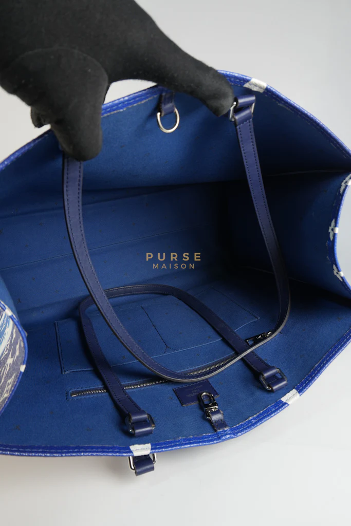 Louis Vuitton OnTheGo GM Tote Bag Limited Edition in Blue Escale Monogram Giant & Silver Hardware (Date Code: FL026) - Image 33