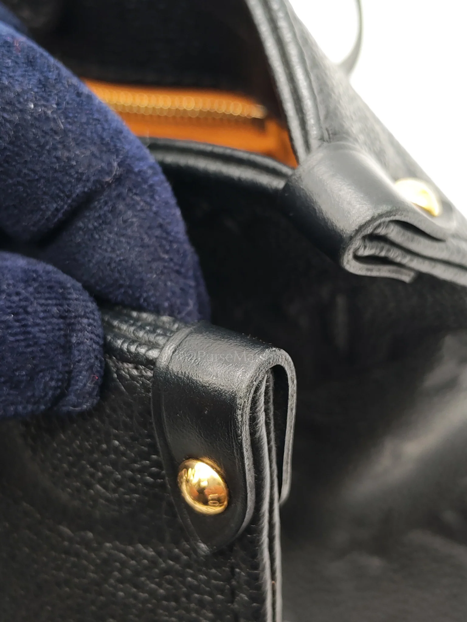 Louis Vuitton OnTheGo (OTG) MM in Black Monogram Empreinte Leather & Gold Hardware Microchip - Image 34