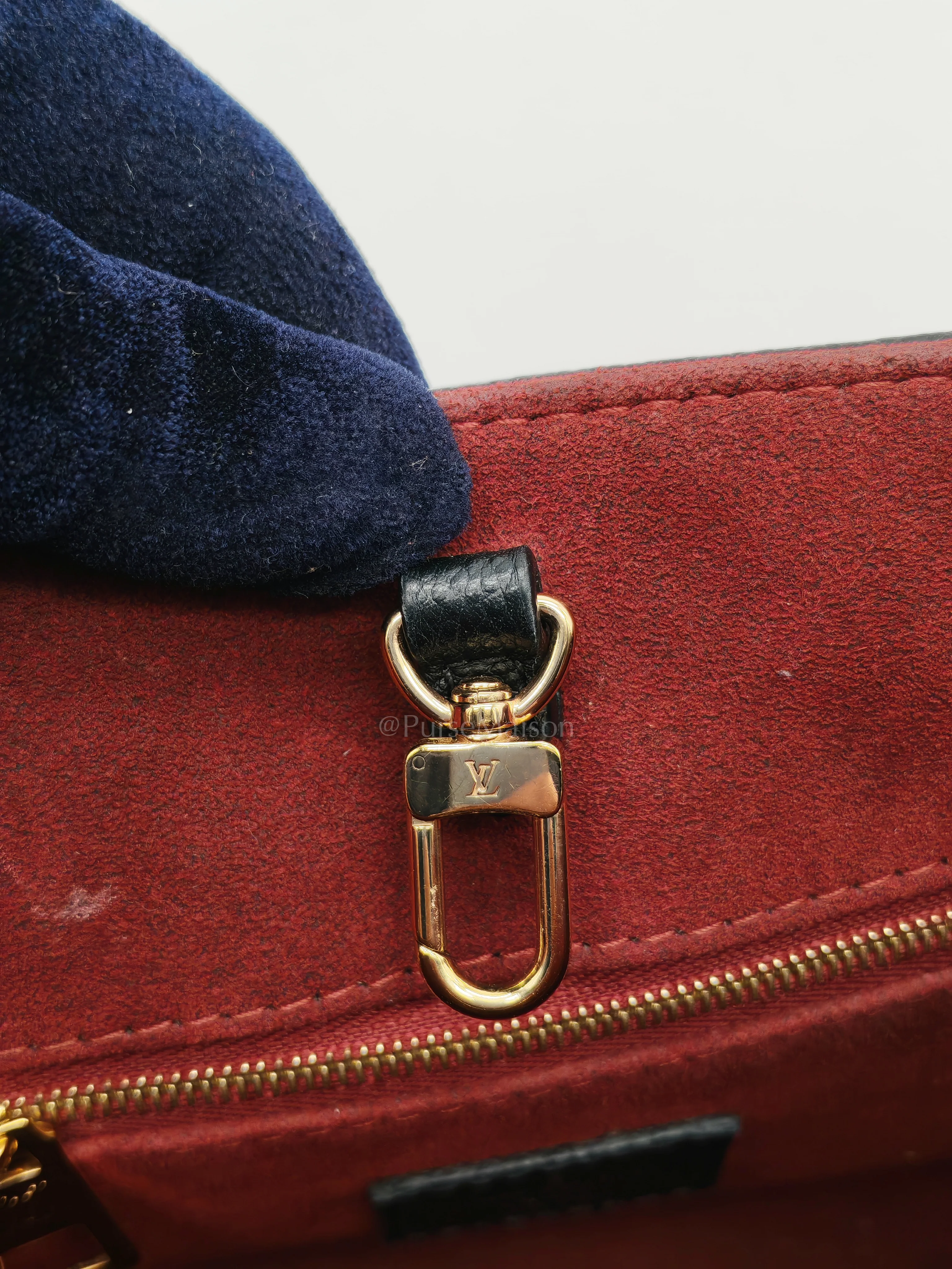 Louis Vuitton OnTheGo (OTG) PM in Bicolor Black/Creme Monogram Giant Empreinte & Gold Hardware Microchip - Image 25