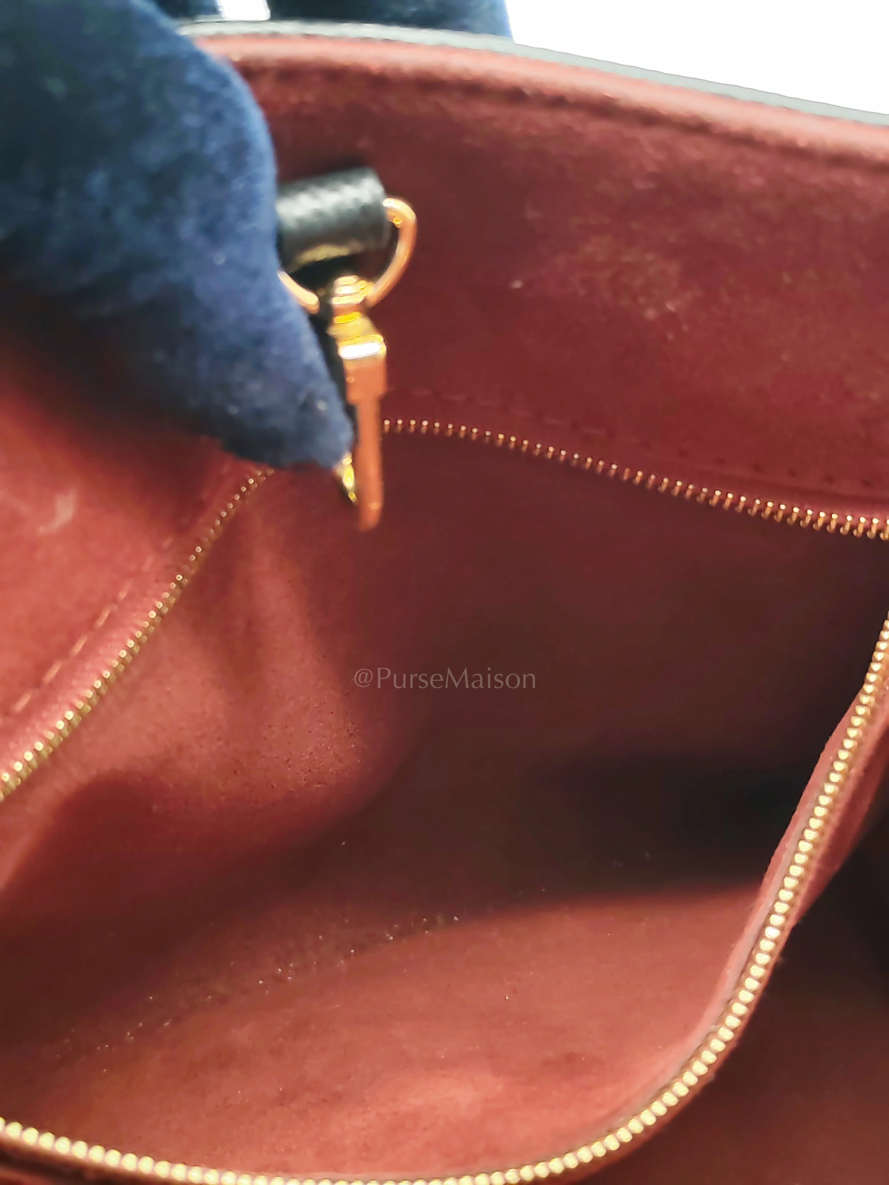 Louis Vuitton OnTheGo (OTG) PM in Bicolor Black/Creme Monogram Giant Empreinte & Gold Hardware Microchip - Image 31
