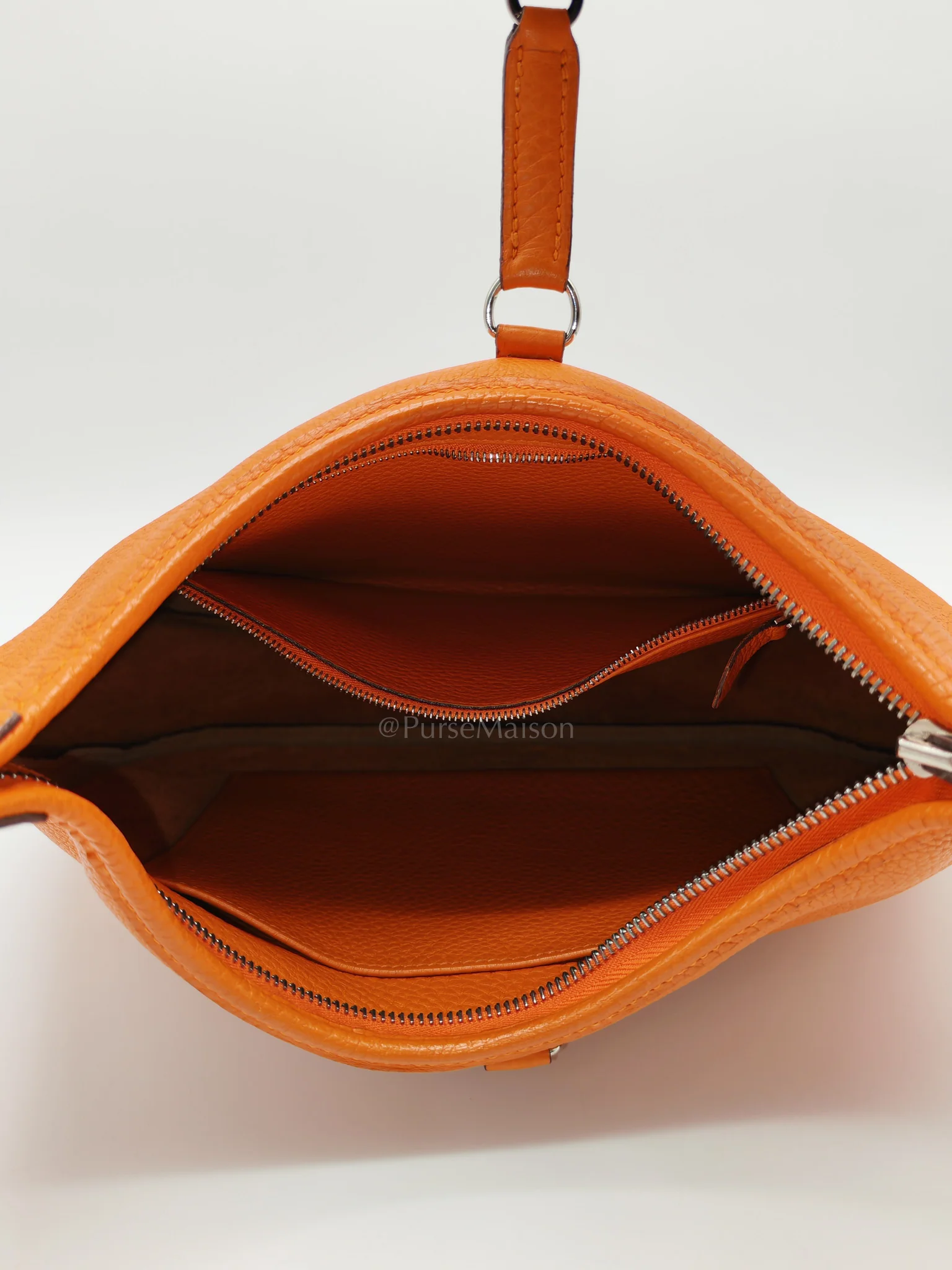 Hermes Orange Clemence Trim Shoulder Bag - Image 22