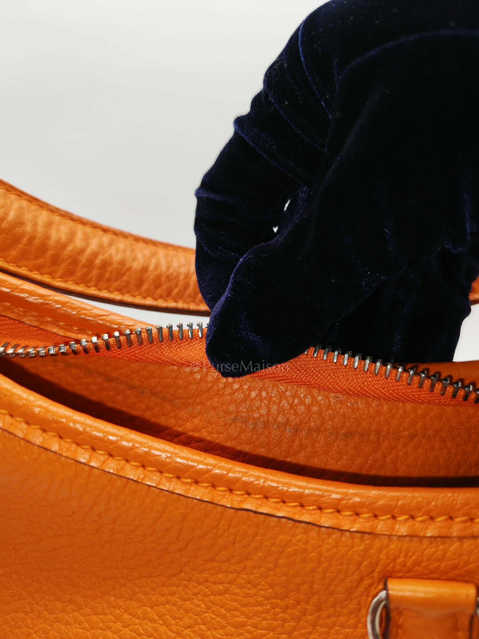 Hermes Orange Clemence Trim Shoulder Bag - Image 26