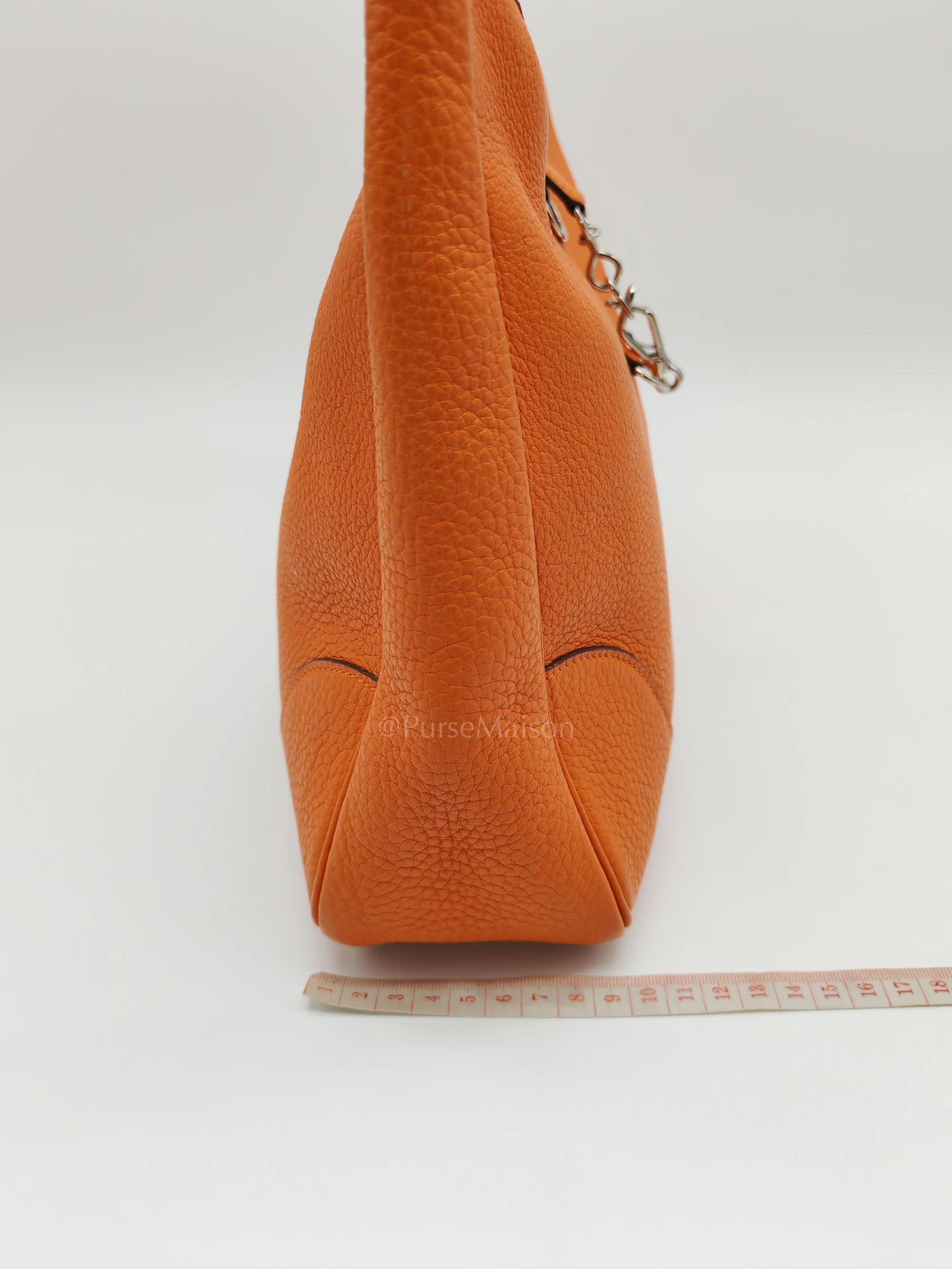 Hermes Orange Clemence Trim Shoulder Bag - Image 35