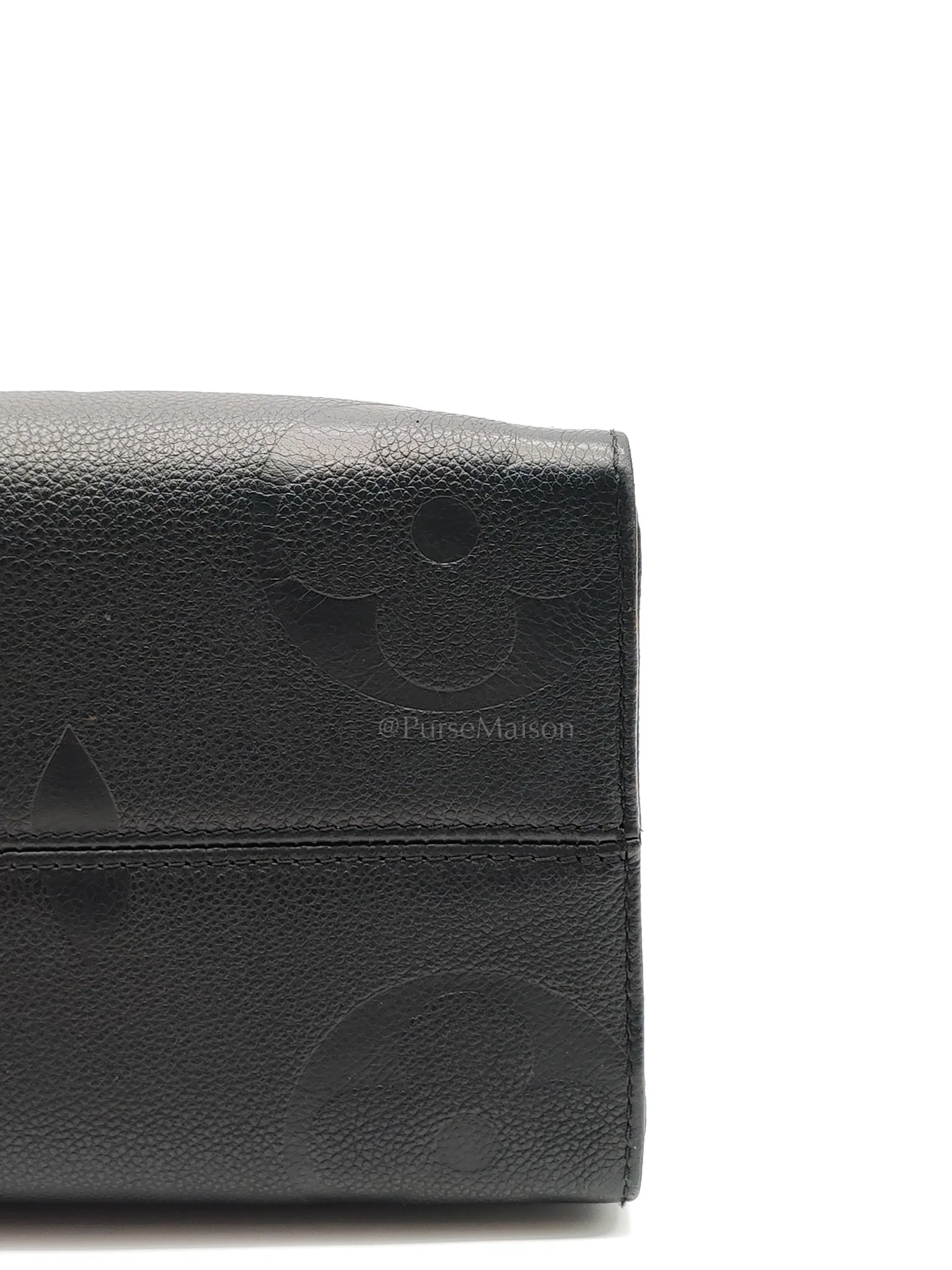 Louis Vuitton OnTheGo (OTG) MM in Black Empreinte Leather Tote Bag (Microchip) - Image 11
